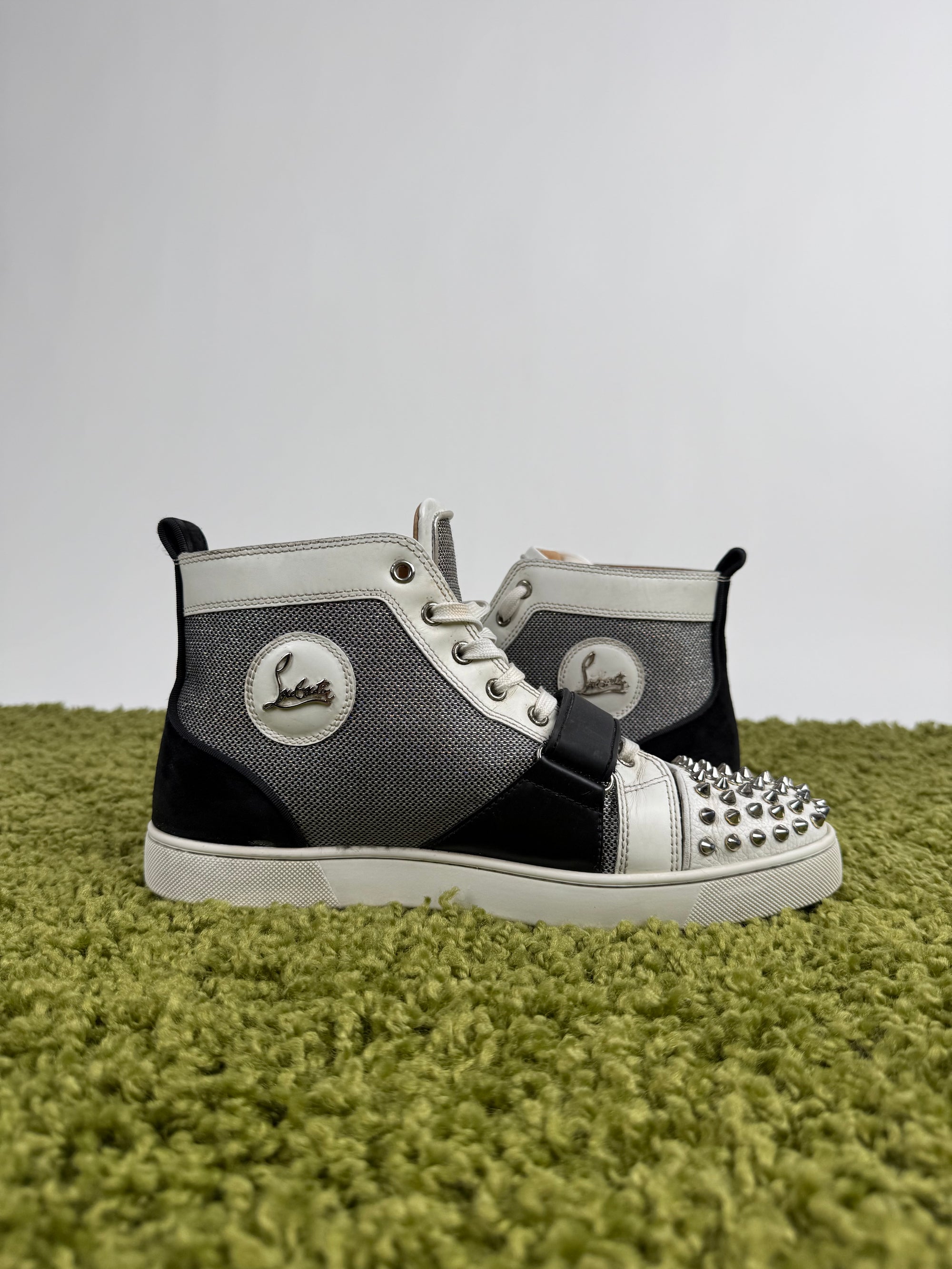 Louboutin Spikes Bianca 42.5