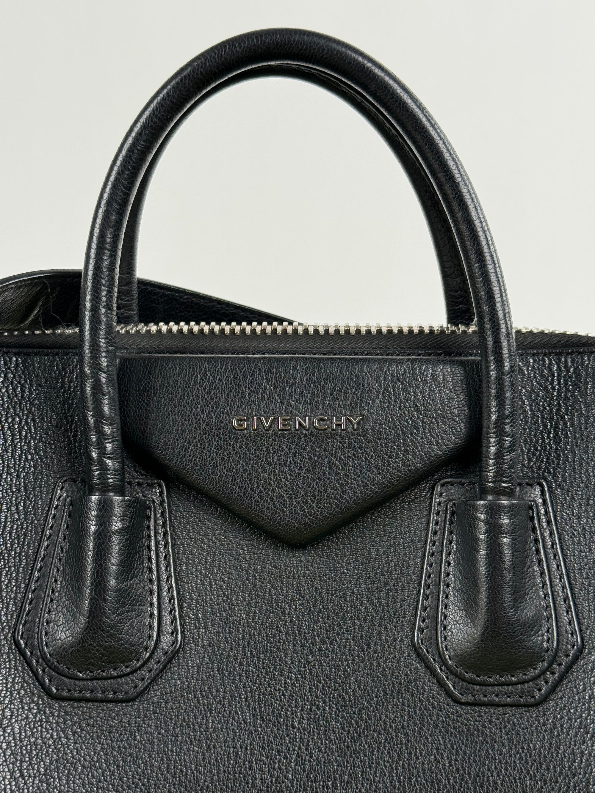 Borsa Antigona Givenchy in pelle Nera