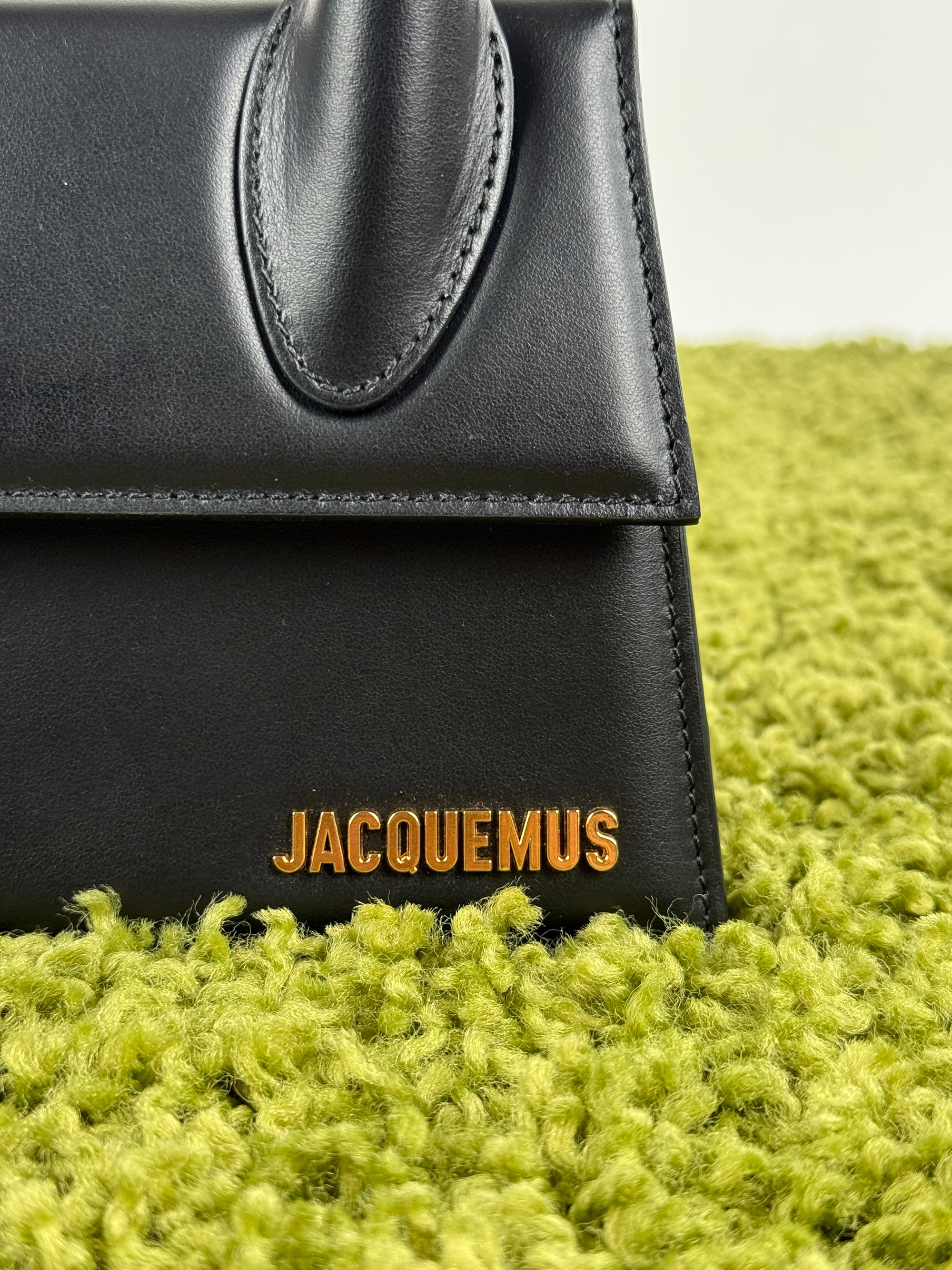 Jacquemus Il Chiquito medio Nera