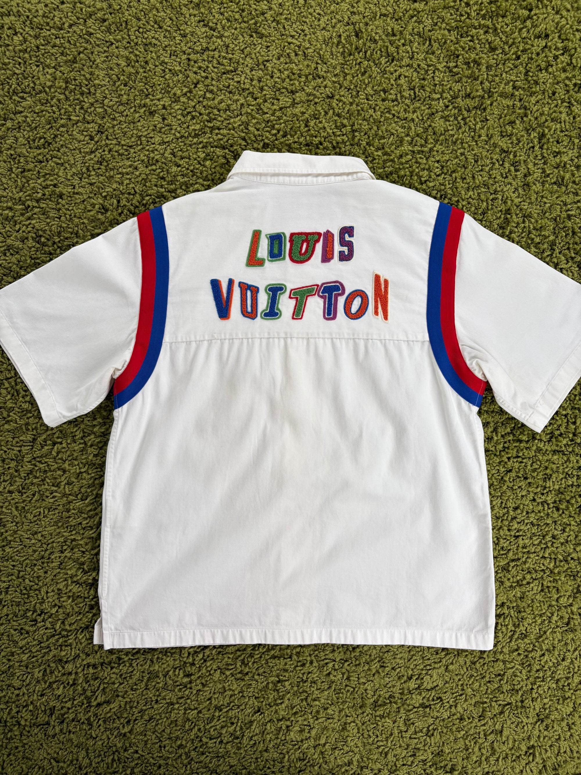 Camicia Louis Vuitton X NBA Size L bianca e multicolore