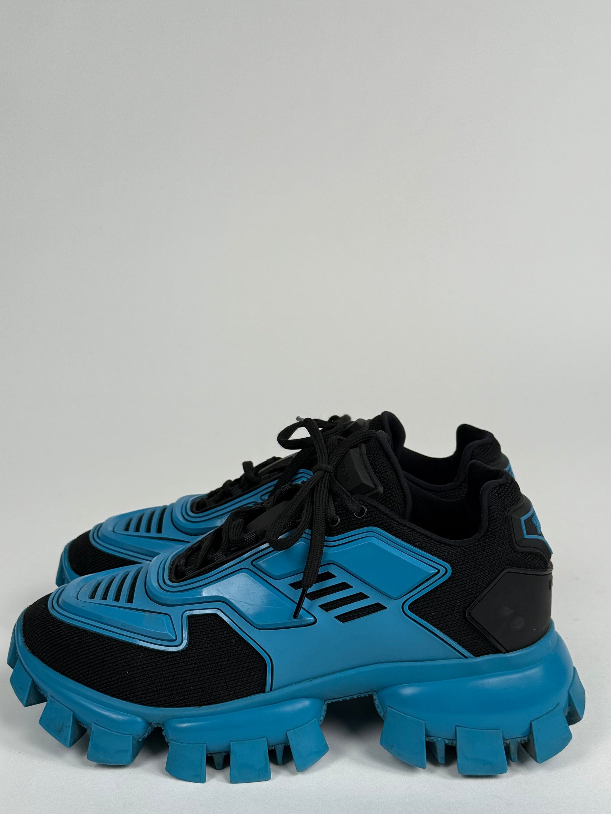 Prada Thunder Size 6=40 nera e blu