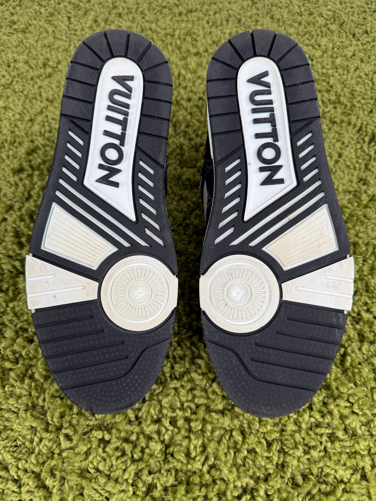 Louis Vuitton Trainer In Denim 7.5
