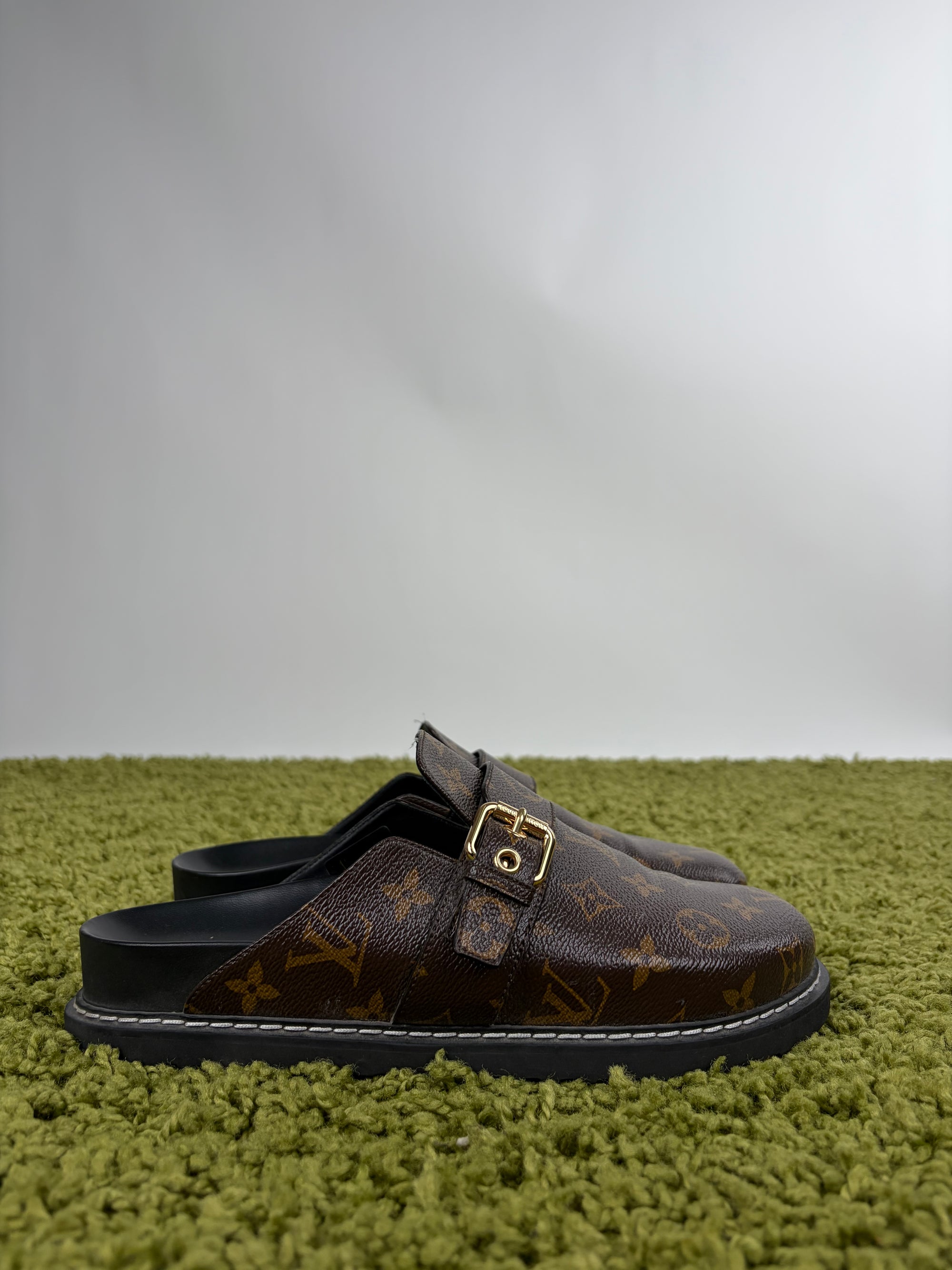 Sandali Louis Vuitton Size 40 marroni e neri