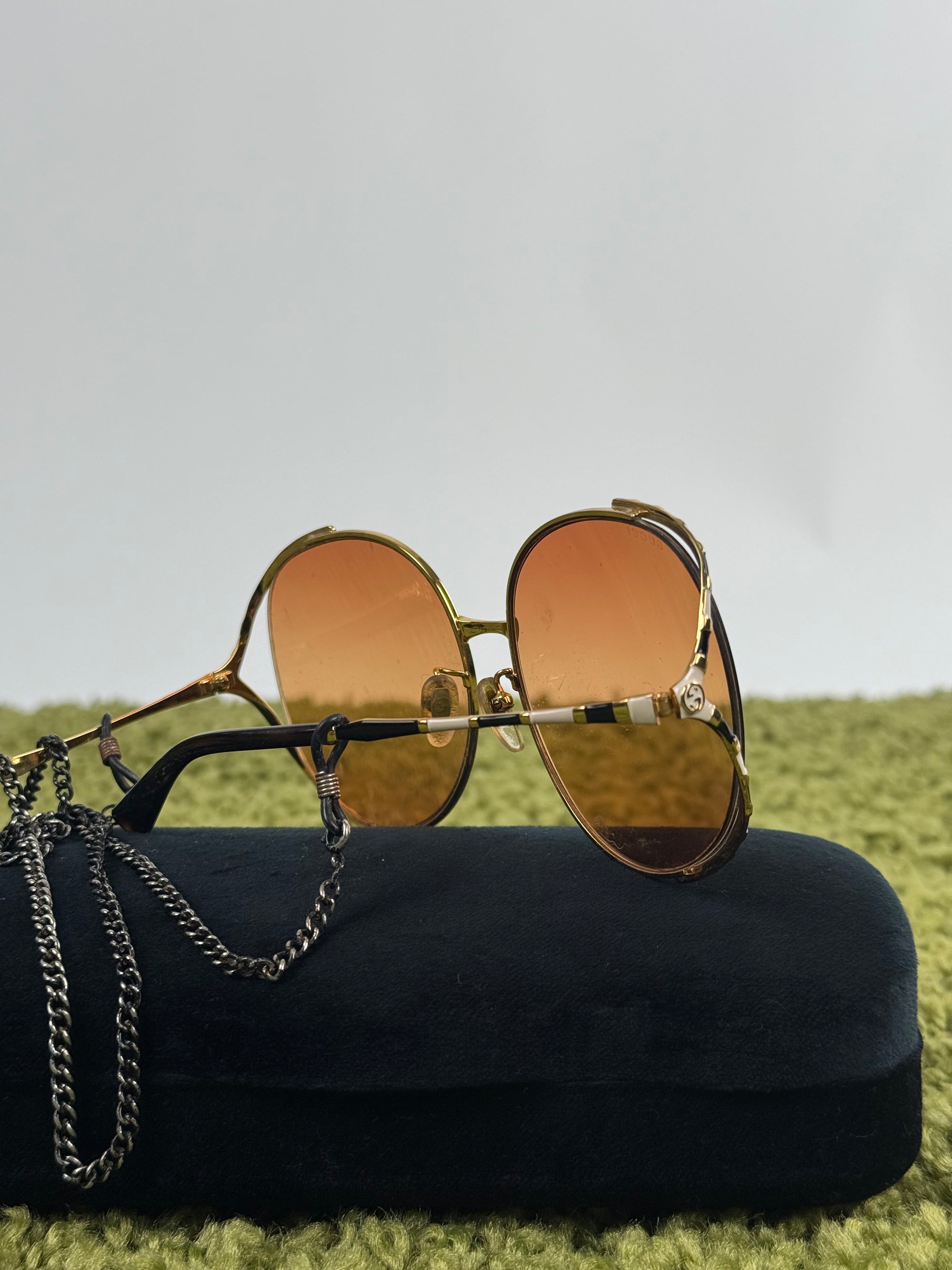 Occhiali Gucci con catenella rimovibile