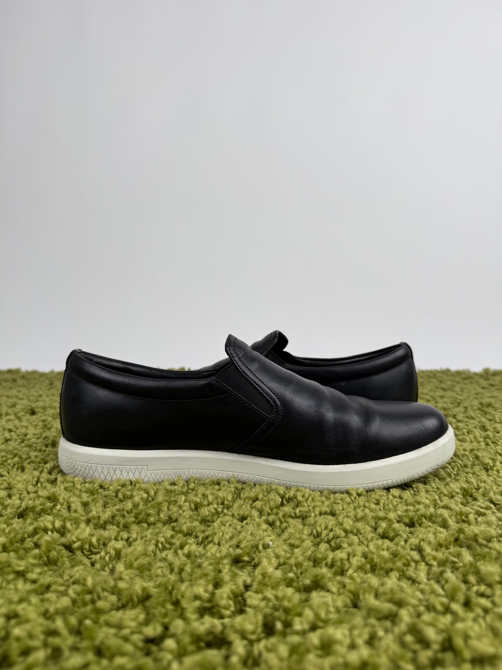 Prada Low Sneaker Nere 9