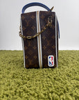Beauty Case Louis Vuitton X NBA Marrone