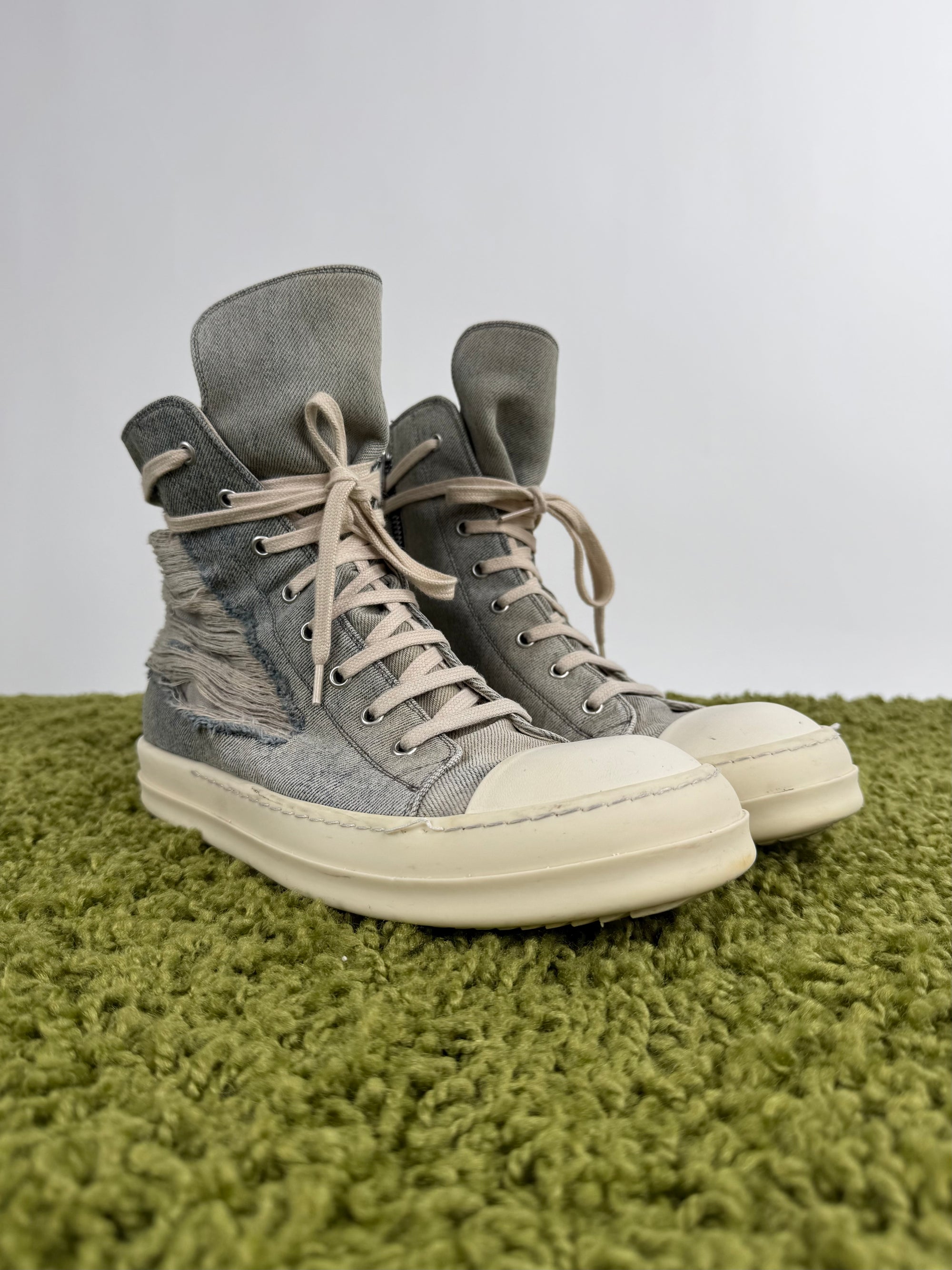 Rick Owens High Top Distressed In denim 42