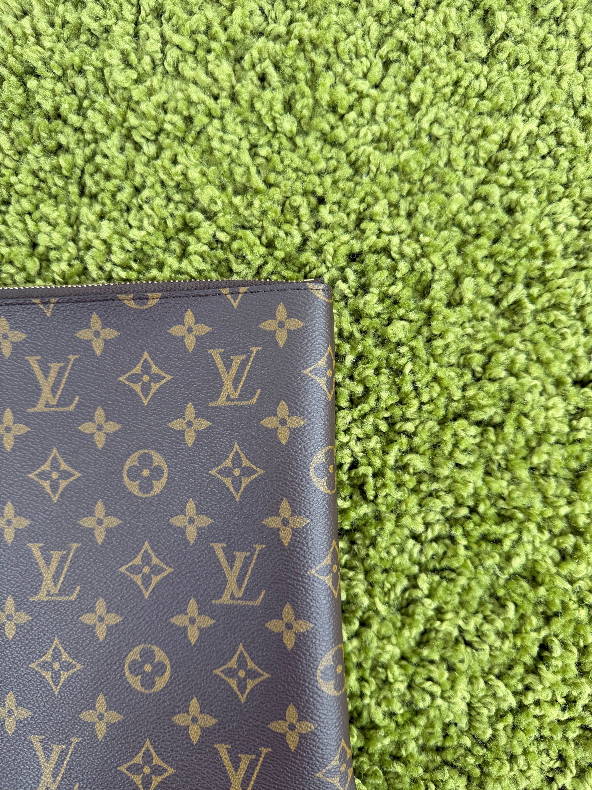 Pochette Louis Vuitton in tela monogram