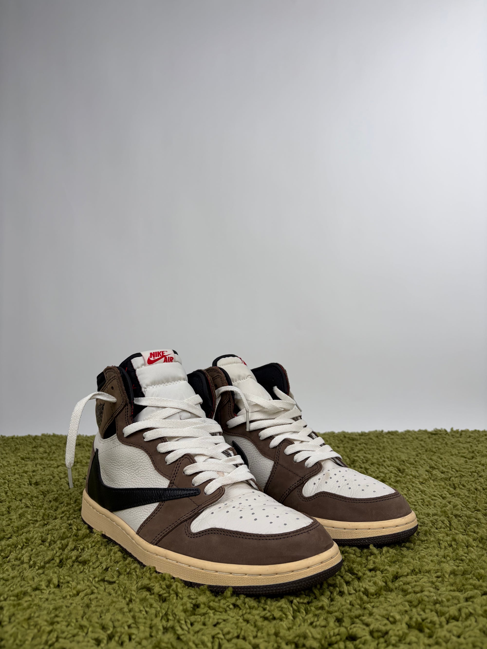 Nike X travis Scott High Size 46 marroni nere e bianche