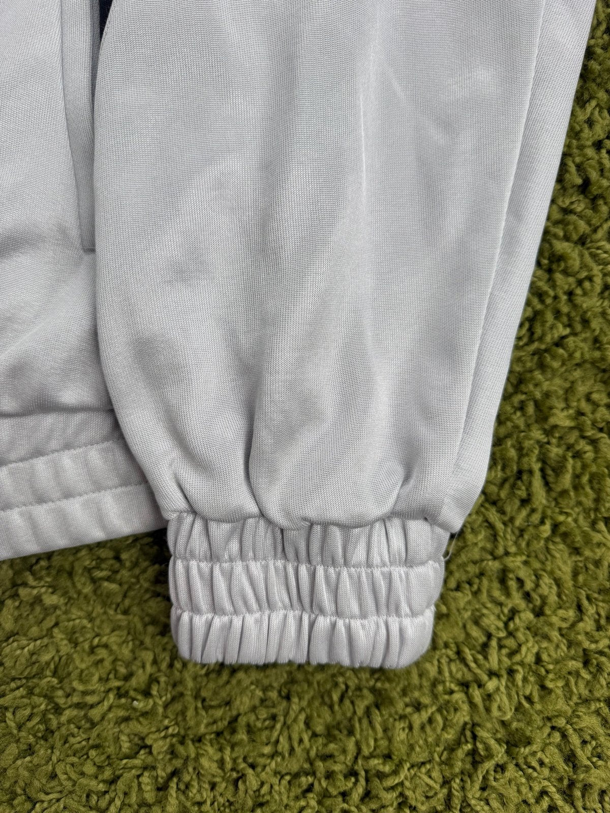 Completo Off White X Milan Felpa XL pantalone XL Grigio - Second Hand Di Fiore