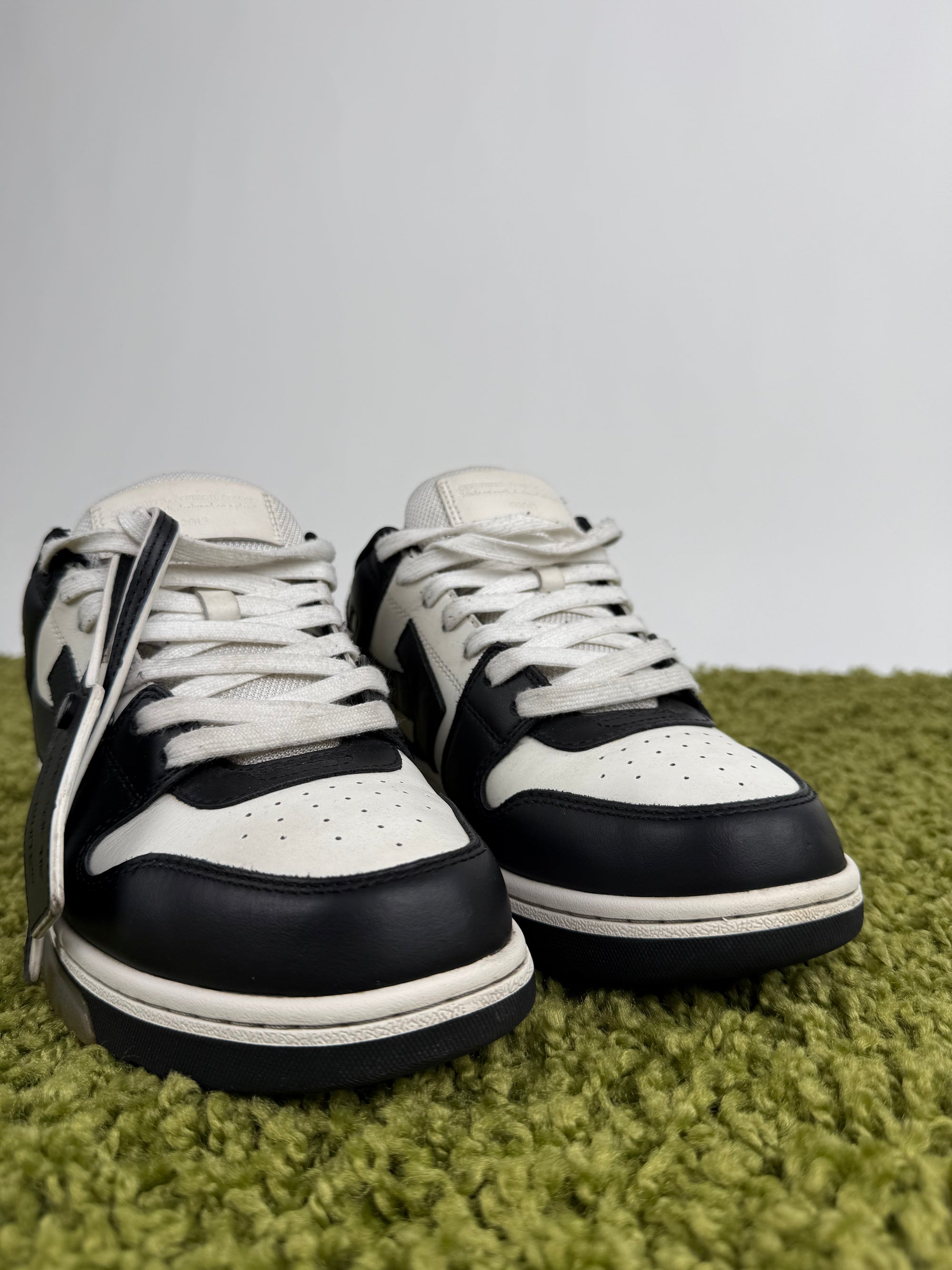 Off White Out Of Office Nera 41