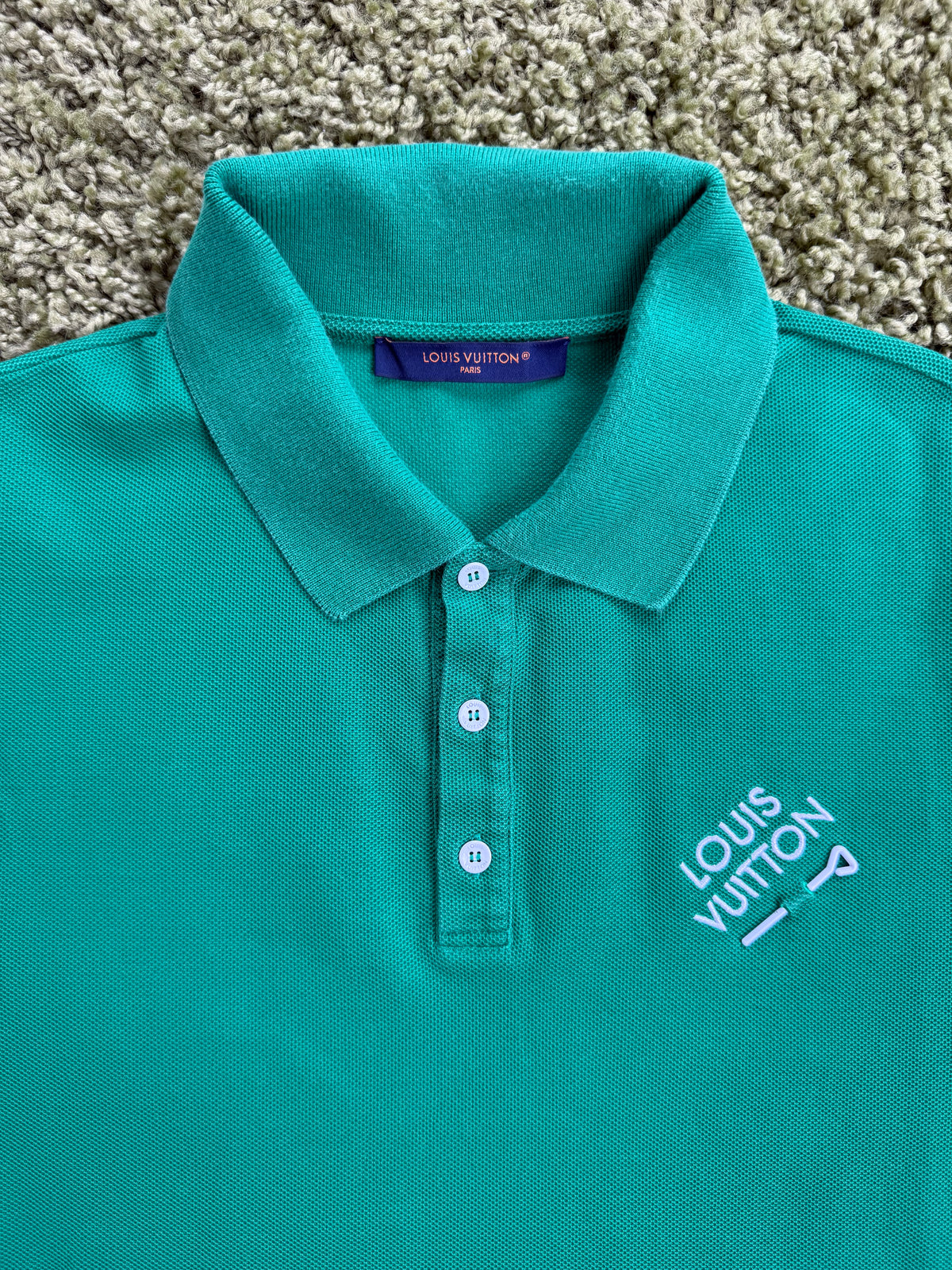 Polo Louis Vuitton Verde con spilla M