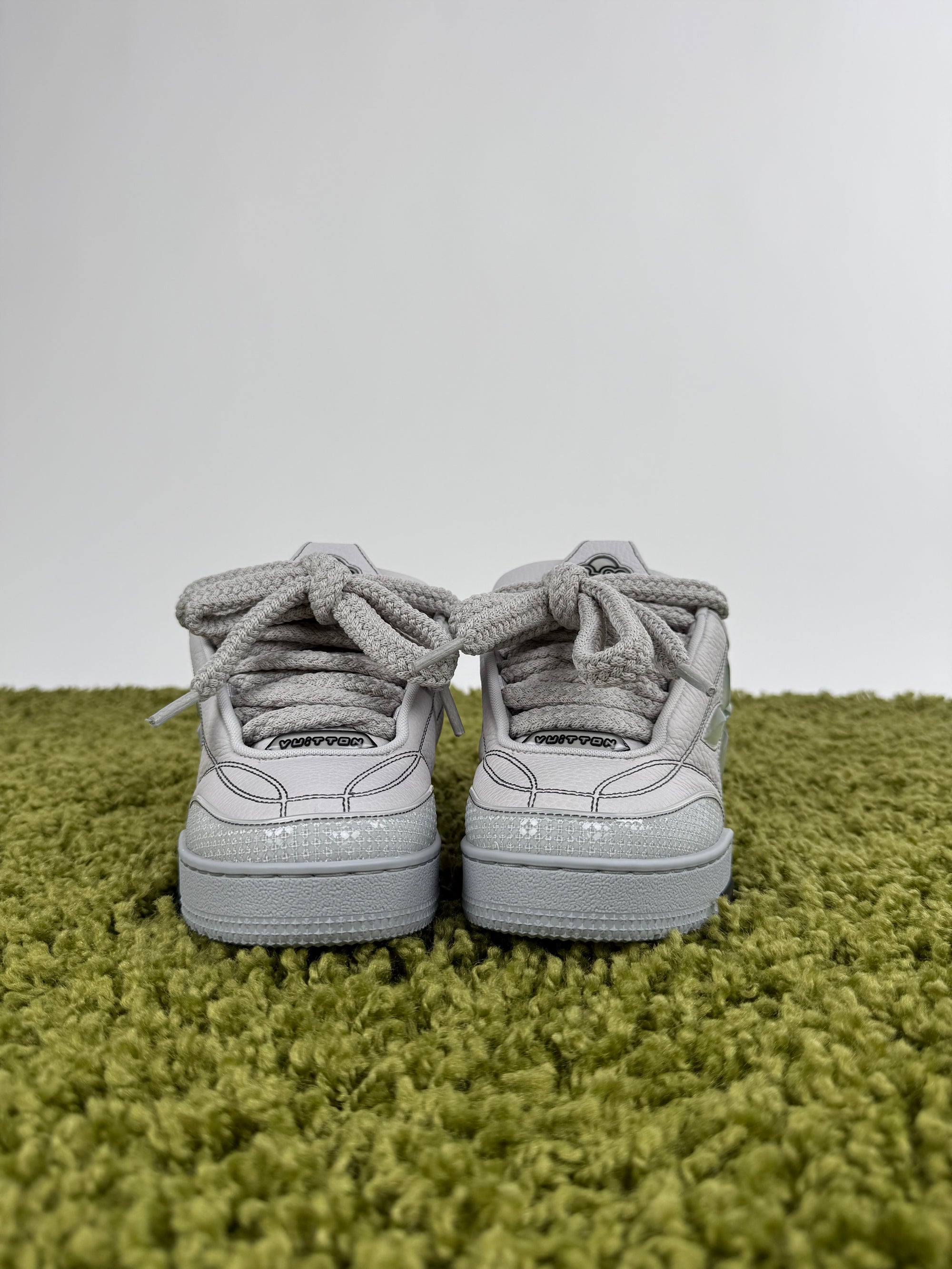 Louis Vuitton Skate Grigia 2