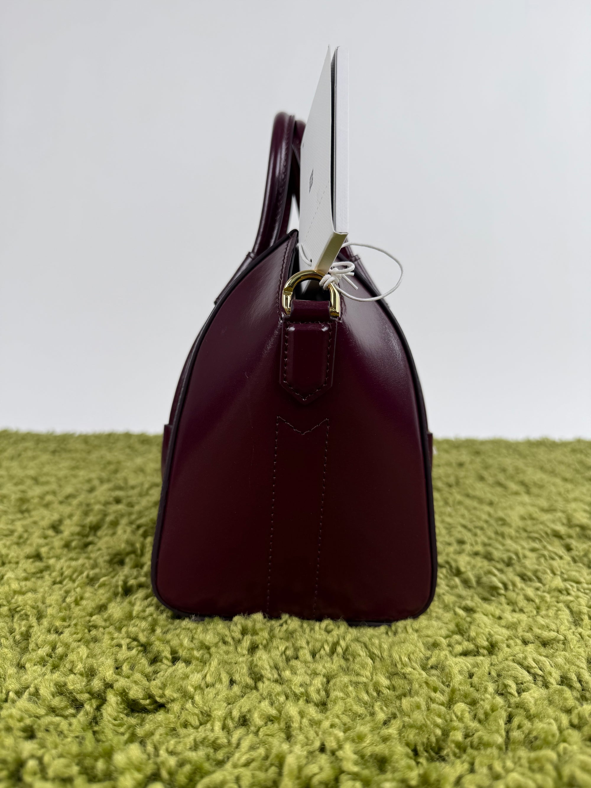 Borsa Mini Antigona Lock Bag Givenchy Bordeaux