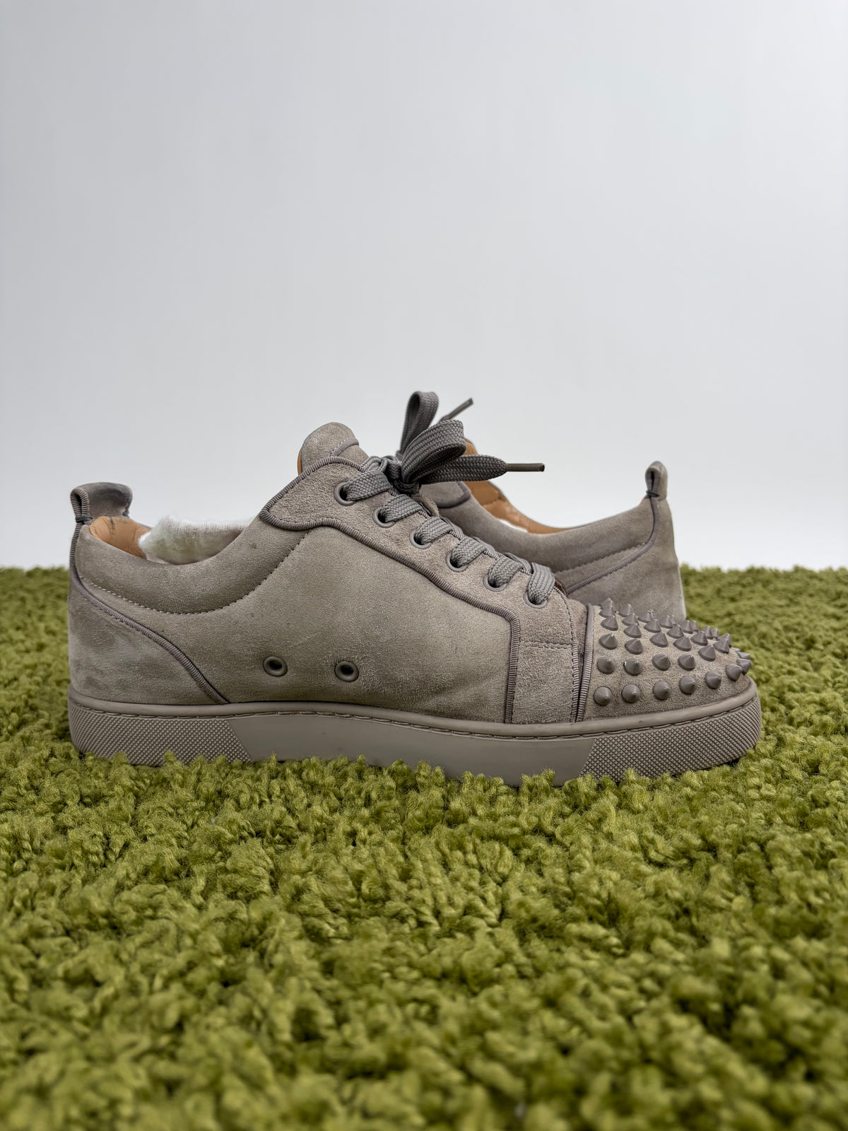 Christian Louboutin Spikes Low Grigia 42