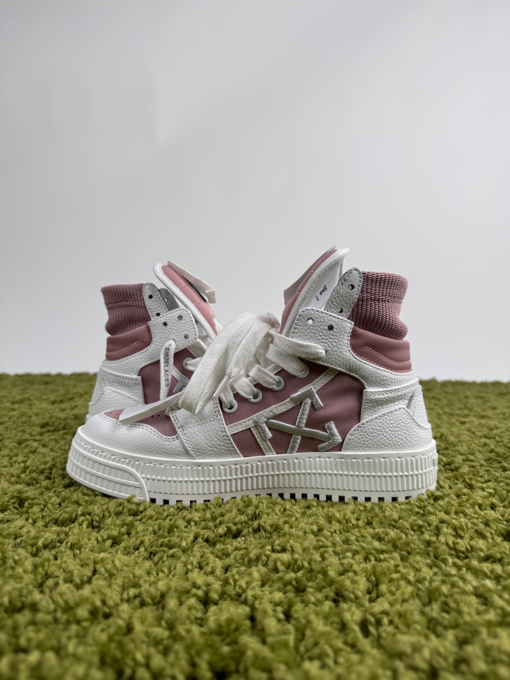 Off White sneaker 36