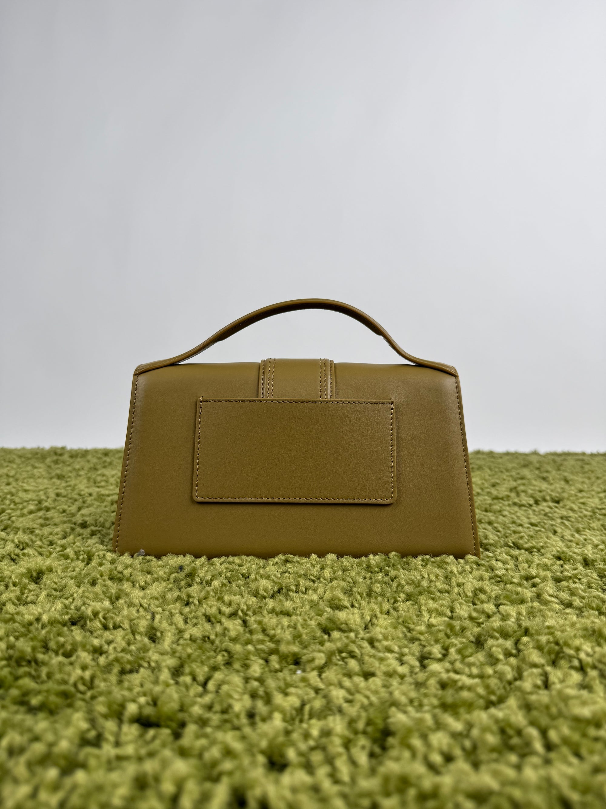 Jacquemus la grande bambino  cachi