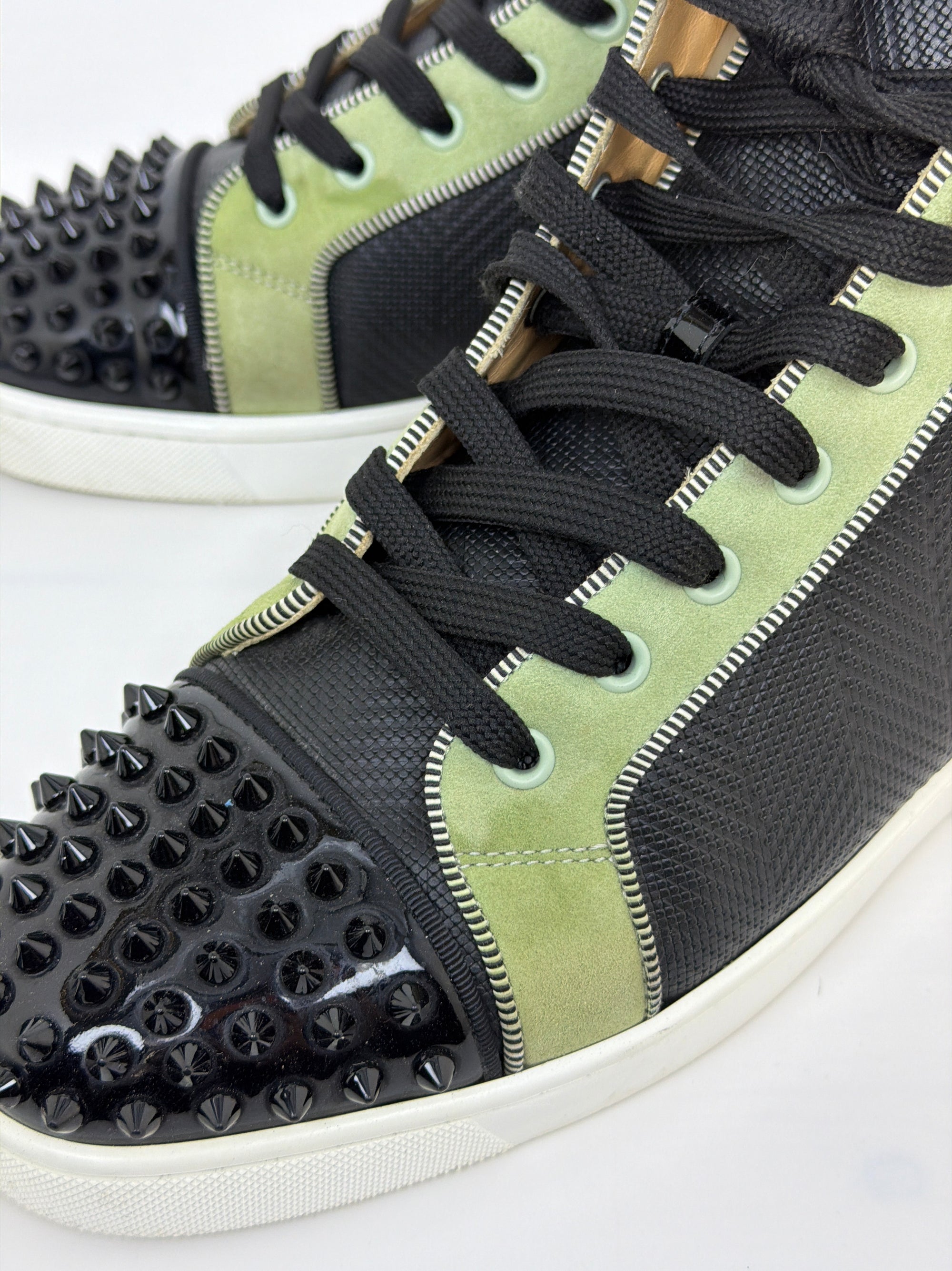 Christian Louboutin Size 42 multicolore