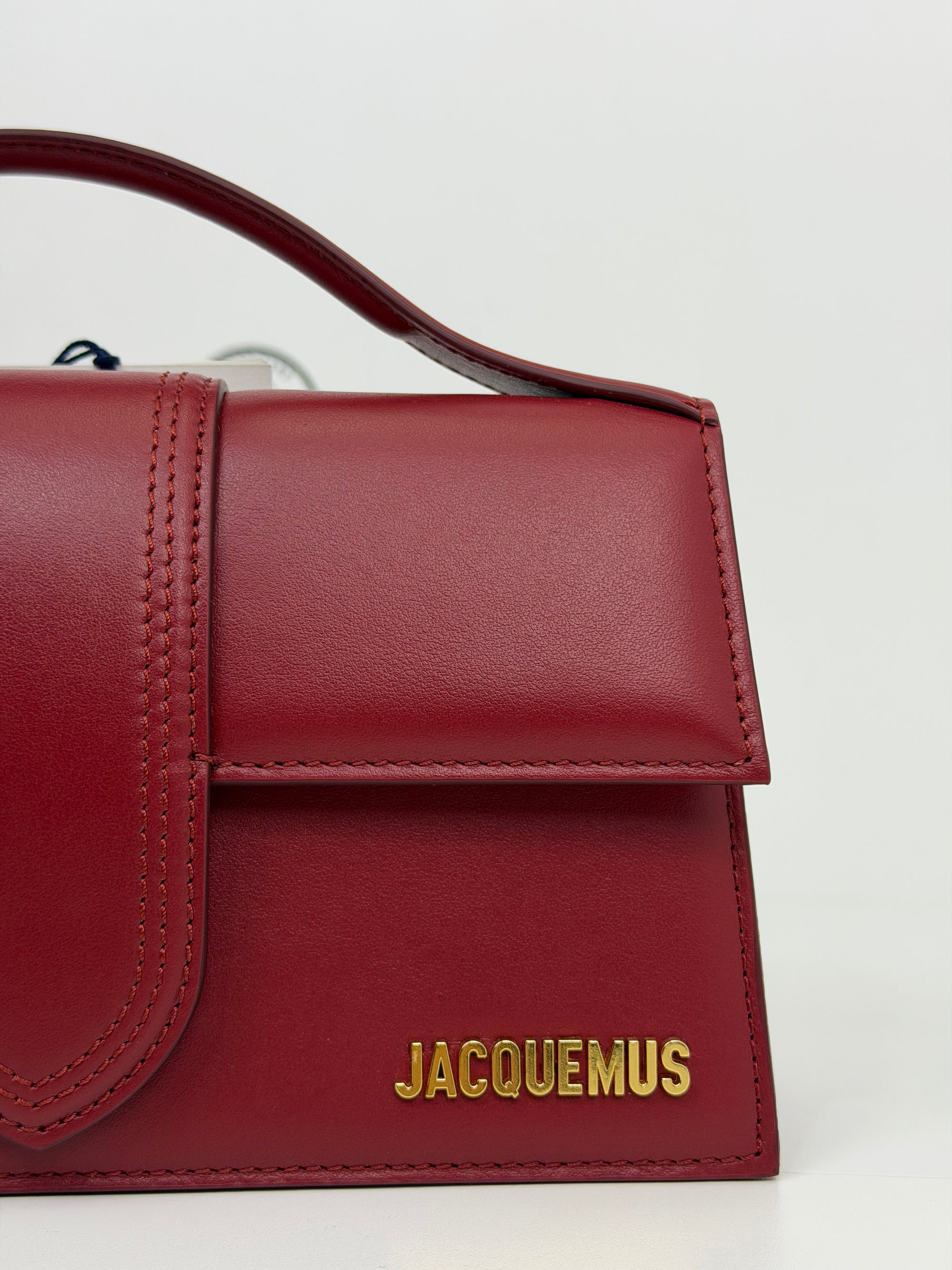 Jacquemus grande bambino Bordeaux