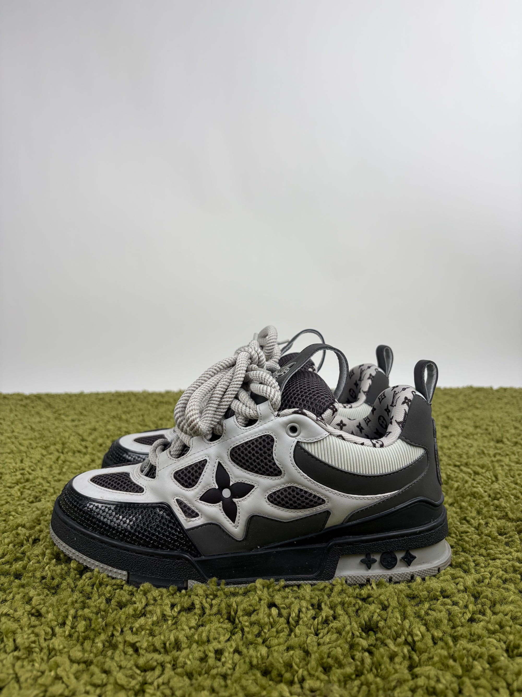 Louis Vuitton Skate Size 7.5=41.5 calza 42.5 grigie