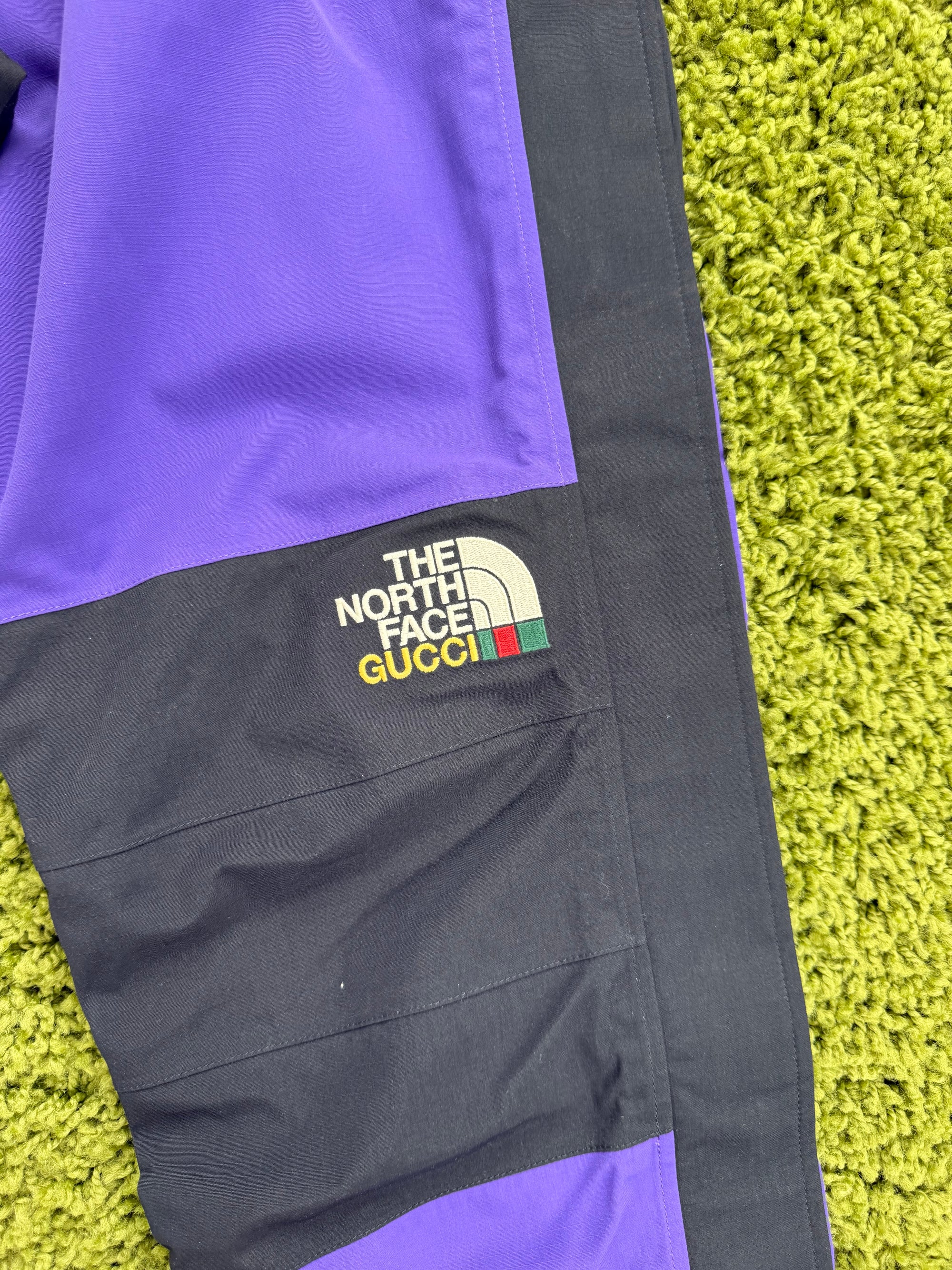 Pantalone North Face X Gucci Viola L