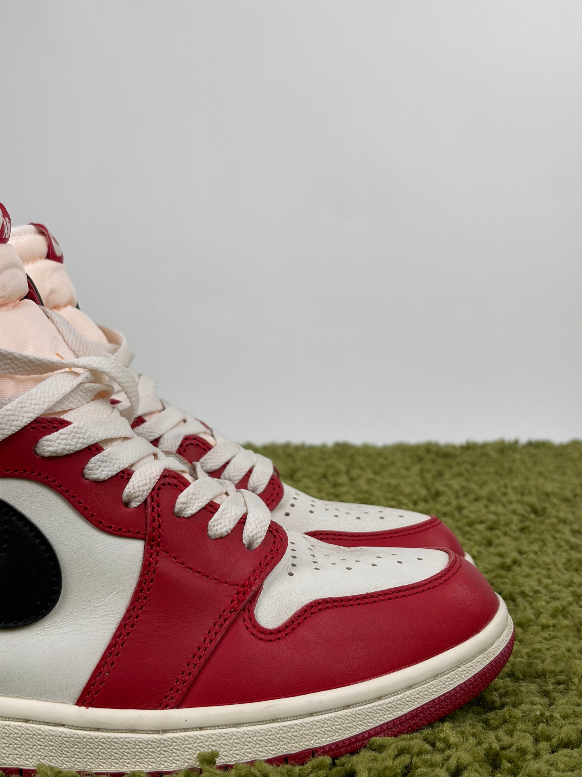 Air Jordan 1 retro High OG chicago Size 44 rosse bianche e nere