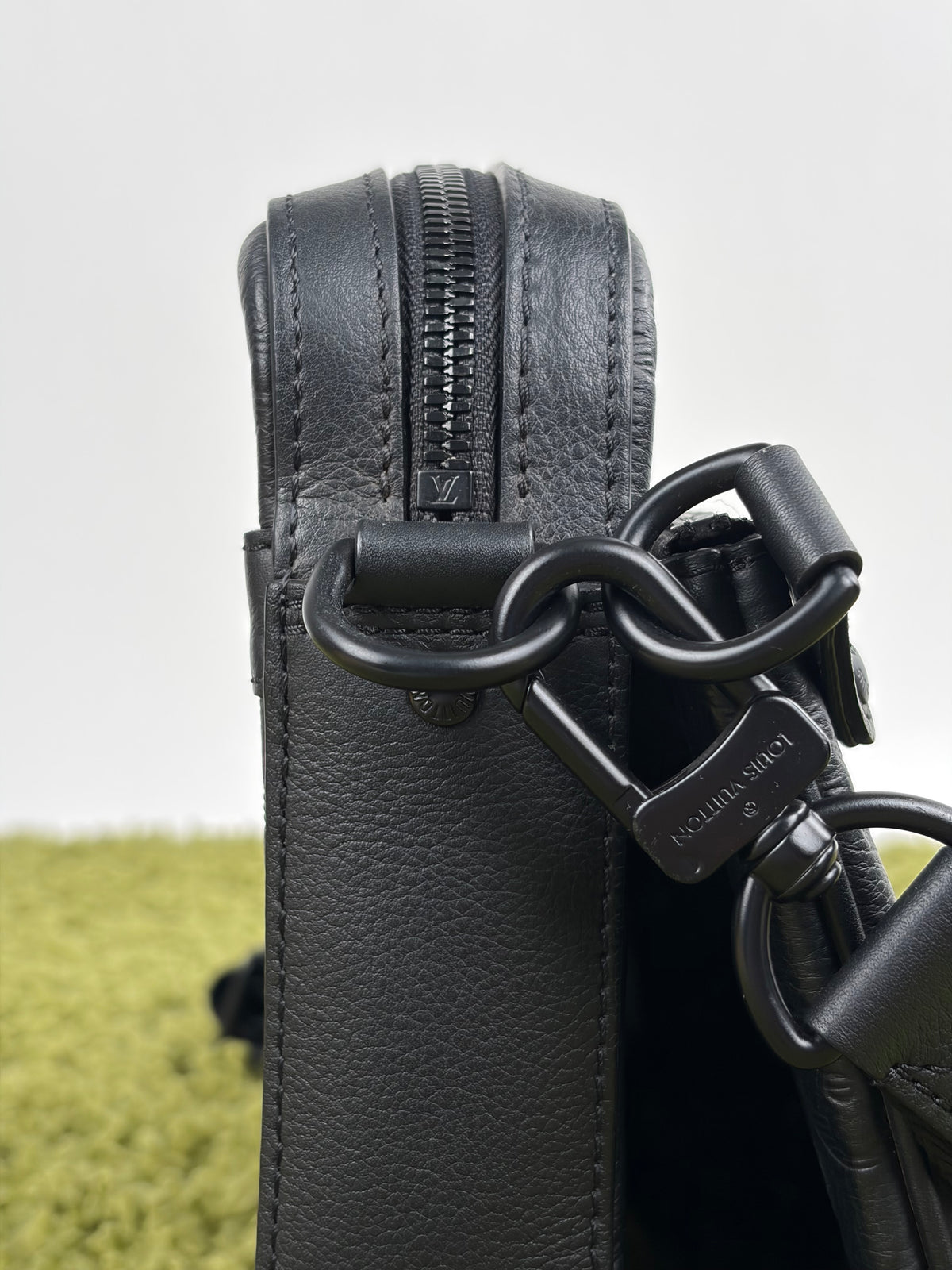 Borsa Louis Vuitton Messenger Trio Nera