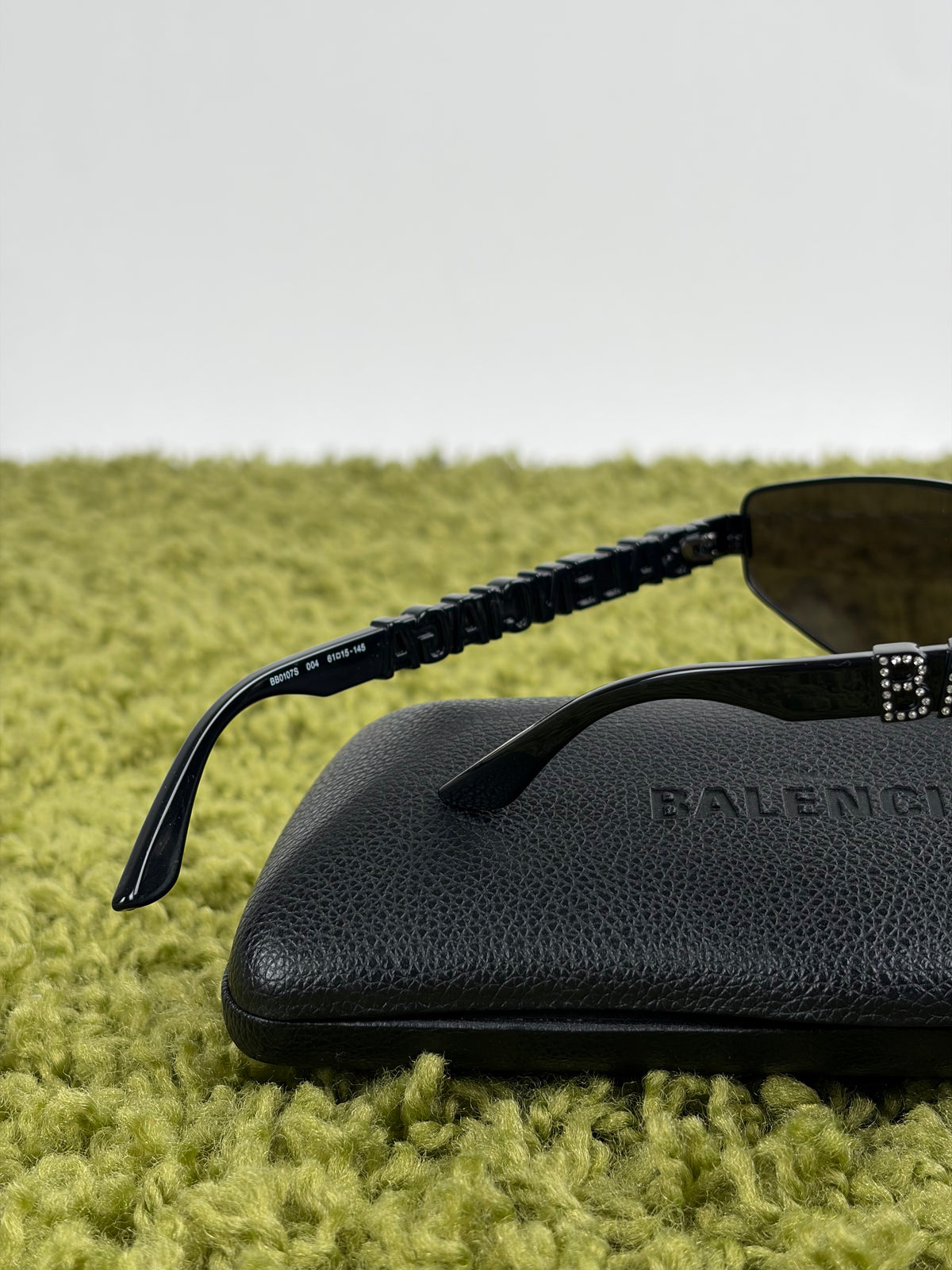 Occhiali da sole Balenciaga BB0107S Con Montatura Cat Eye Neri