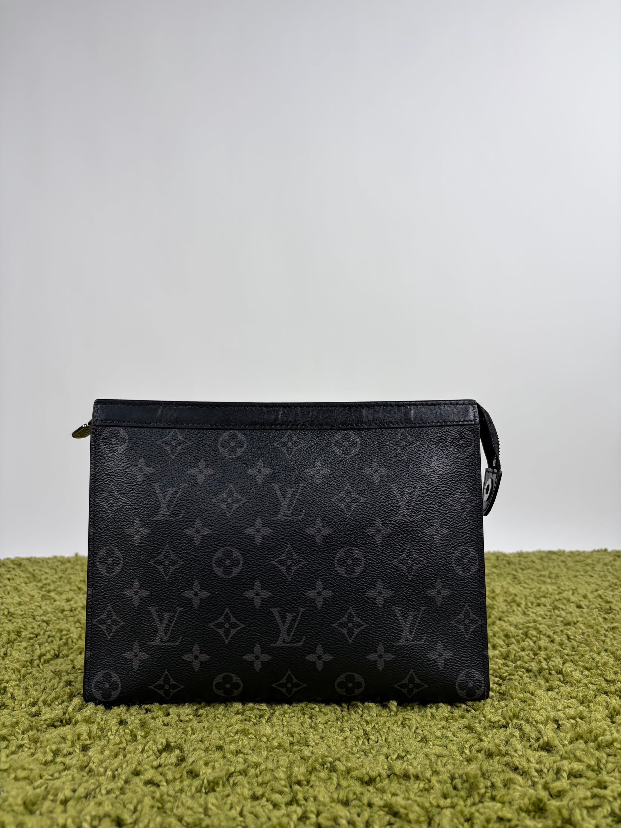 Pochette Louis Vuitton nera