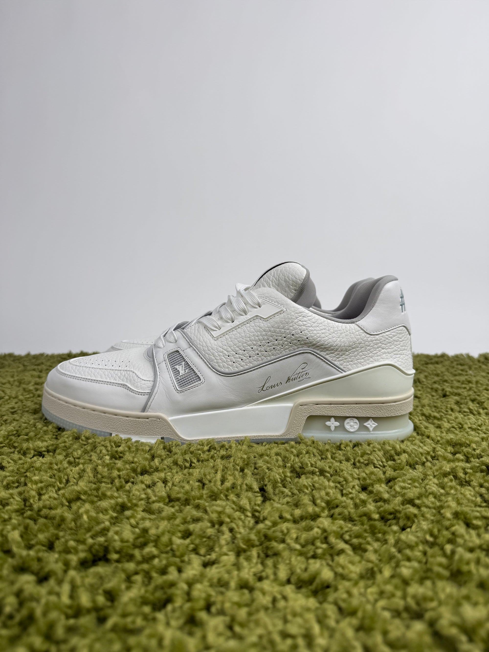 Louis Vuitton Trainer Bianca 11
