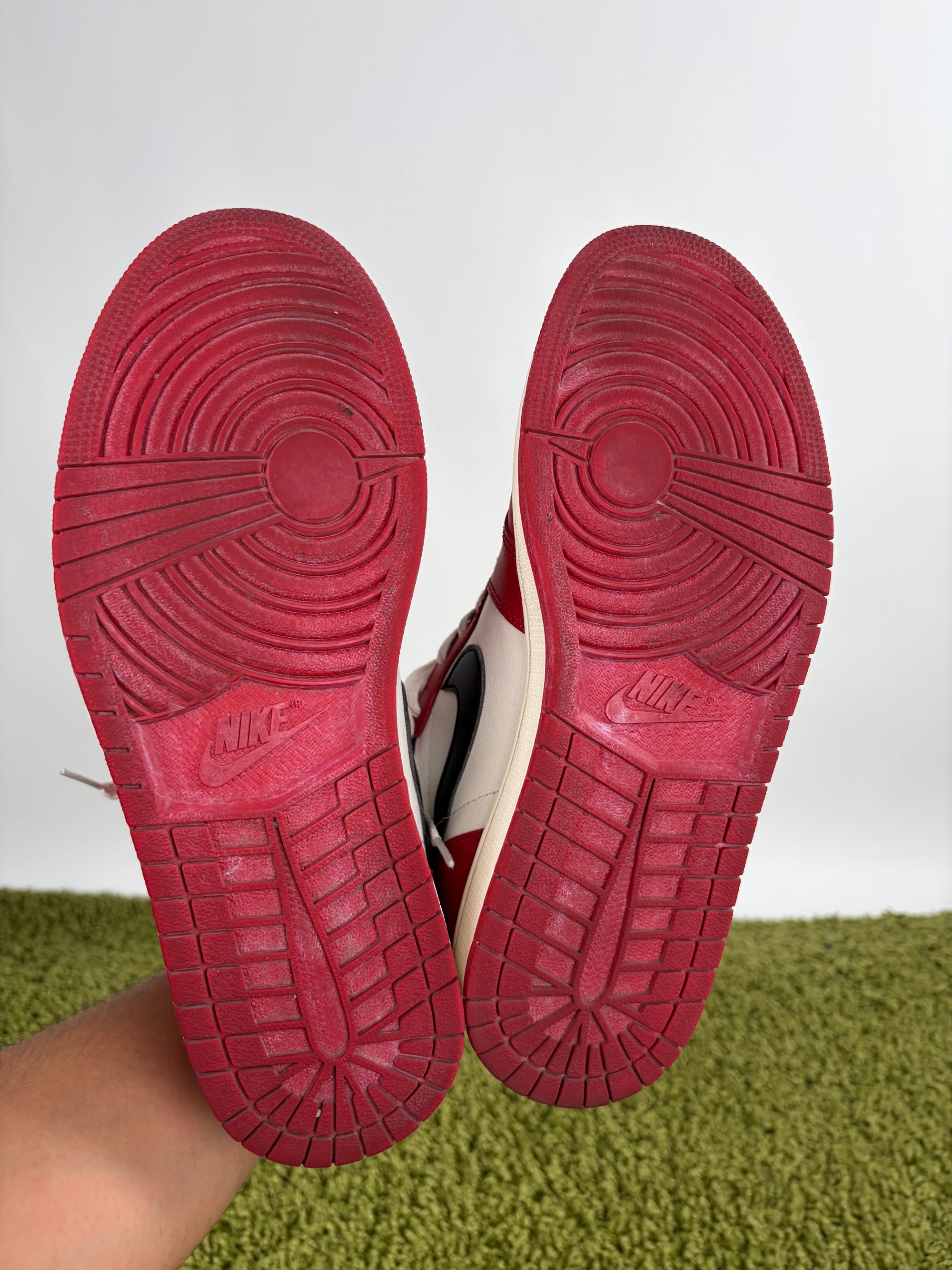 Air Jordan 1 retro High OG chicago Size 44 rosse bianche e nere