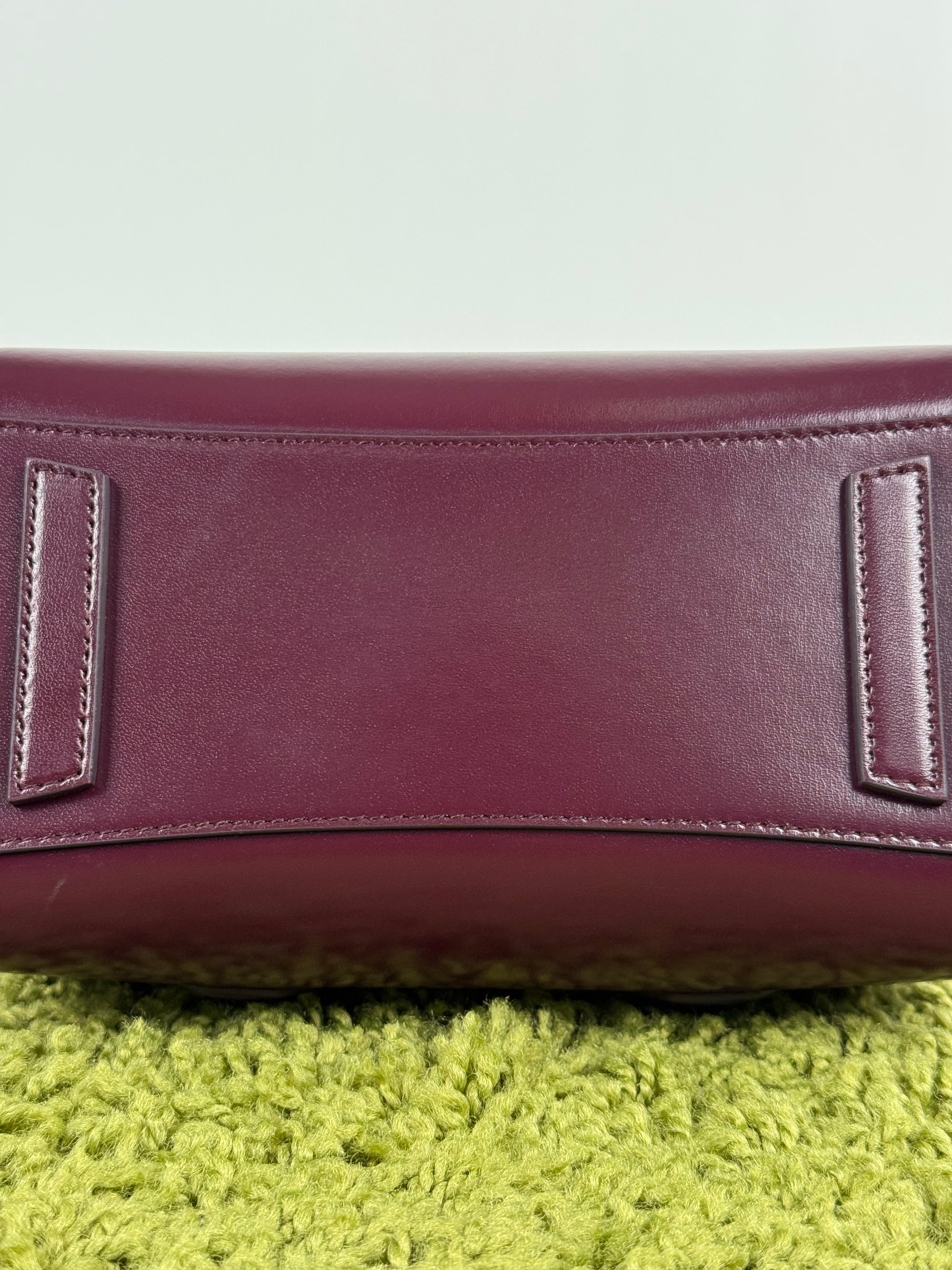 Borsa Mini Antigona Lock Bag Givenchy Bordeaux