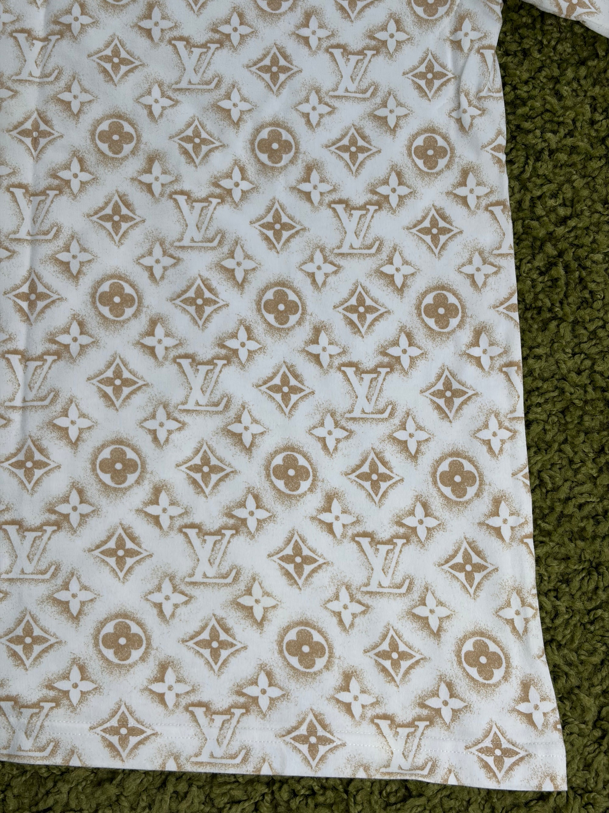 T shirt Louis Vuitton Size L bianca e oro