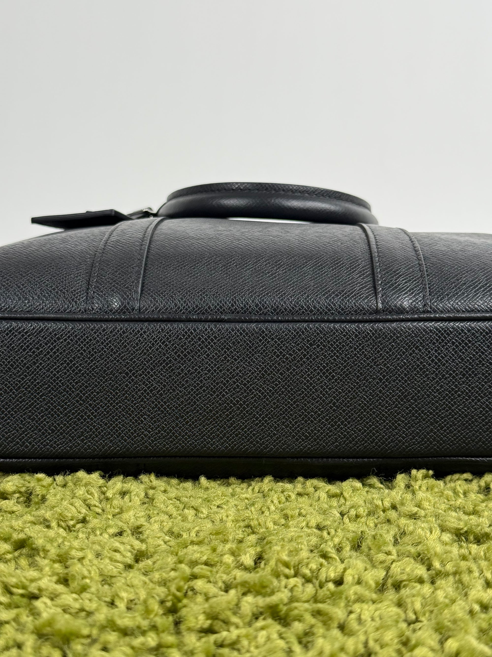 Portadocumenti Voyage Louis Vuitton Grigio