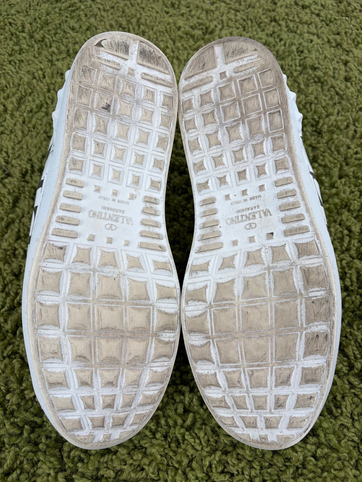 Valentino Garavani Rockstud VLTN argento 41