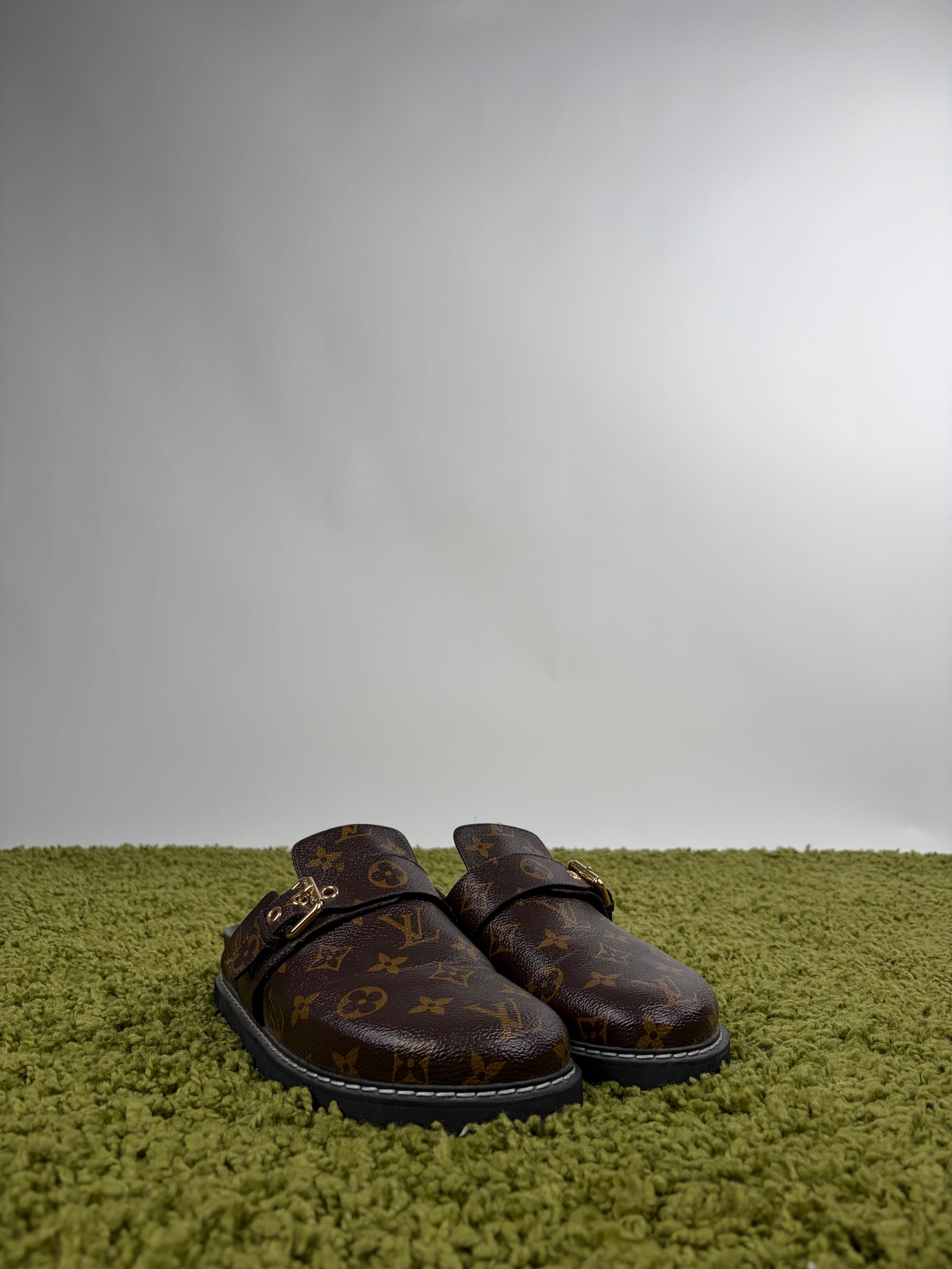 Sandali Louis Vuitton Size 40 marroni e neri