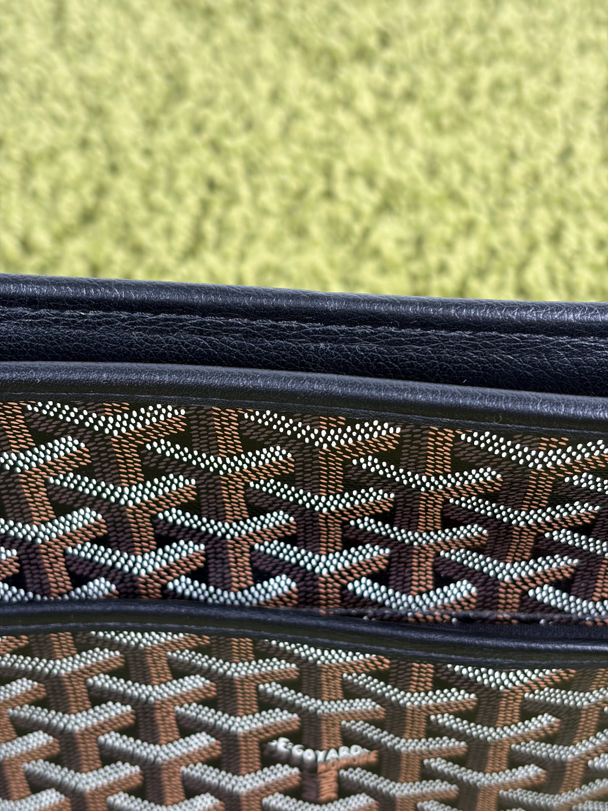 Pochette Goyard Jouvence MM in tela Goyardine Nera