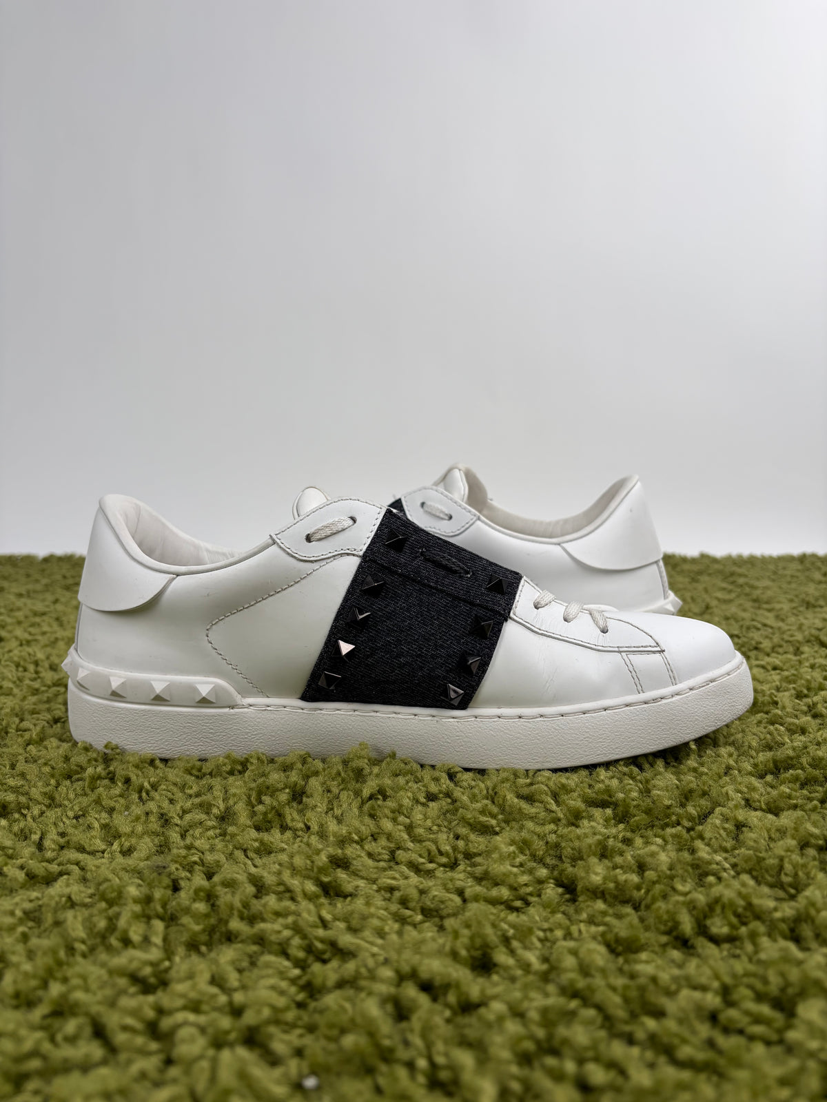 Valentino Garavani Rockstud Bianca 43