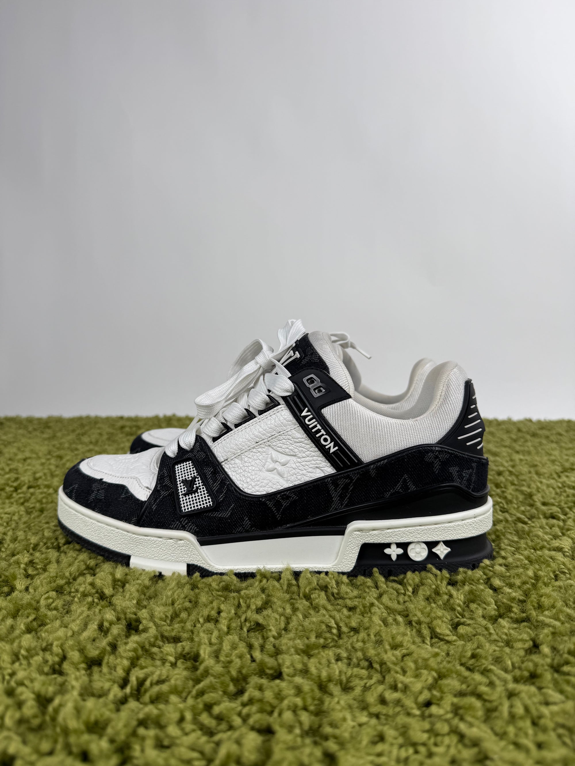 Louis Vuitton Trainer in denim Nere 6