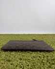 Pochette Louis Vuitton marrone e nera