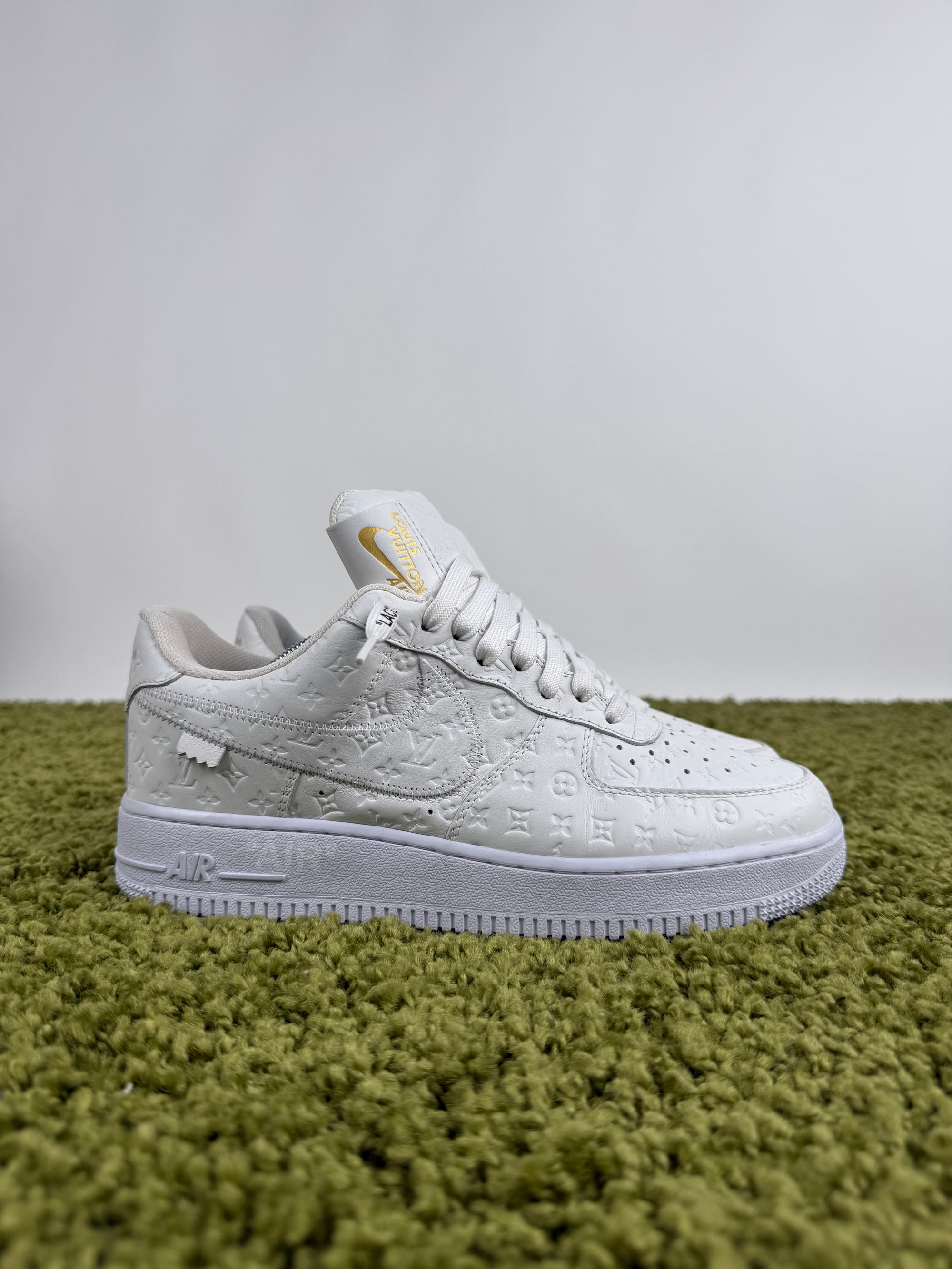 Louis Vuitton x Nike Air force 1 41