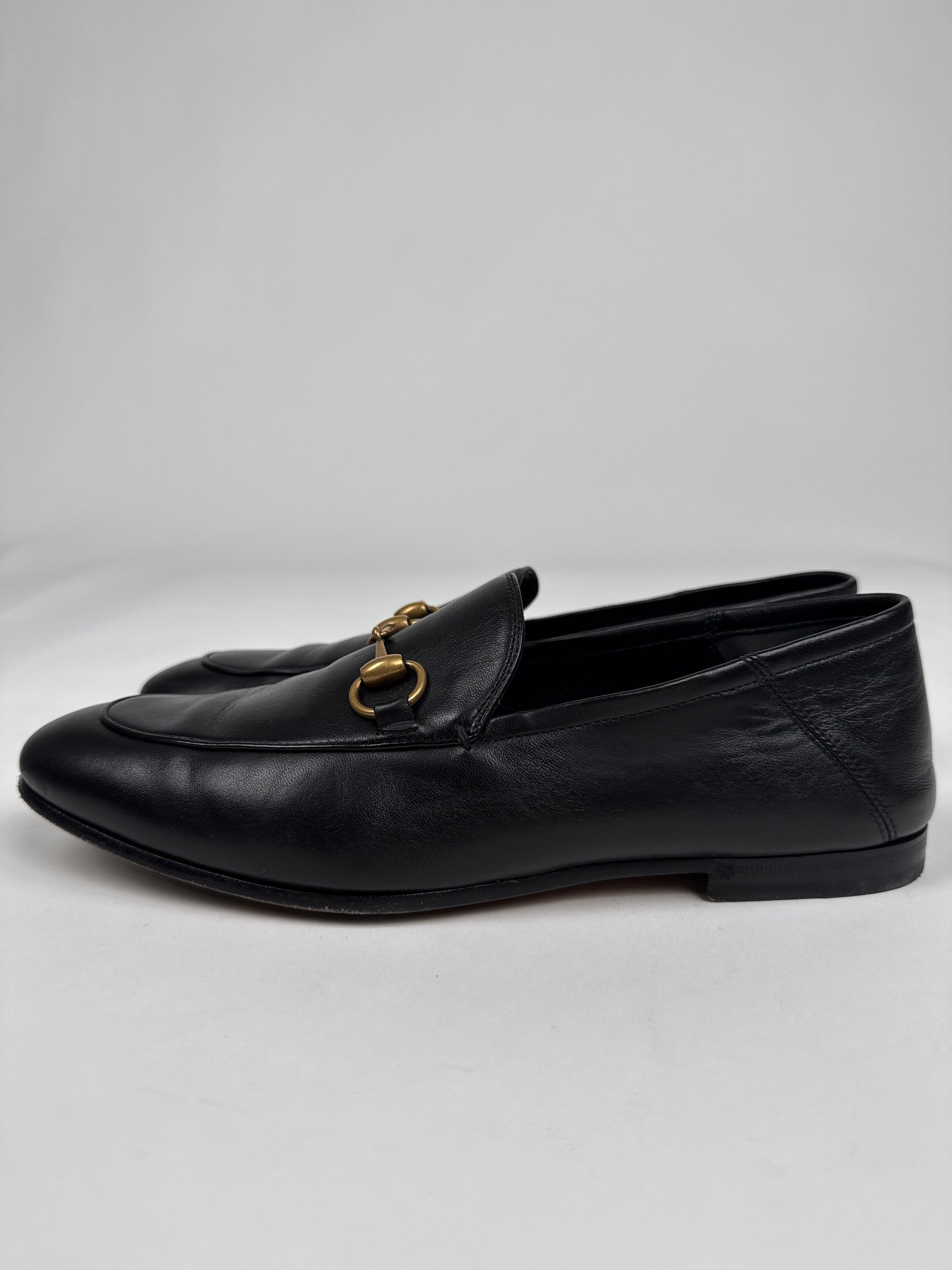 Mocassini Gucci con morsetto in pelle nera
