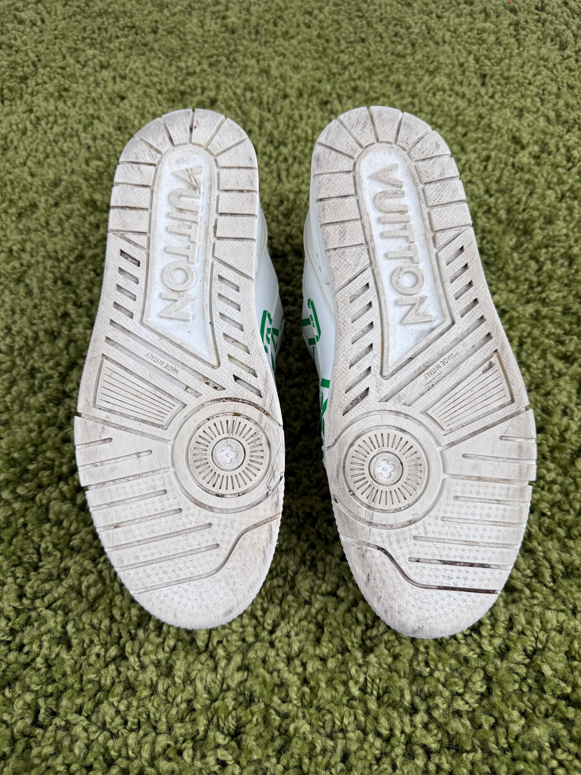 Louis Vuitton Trainer 40 veste 41