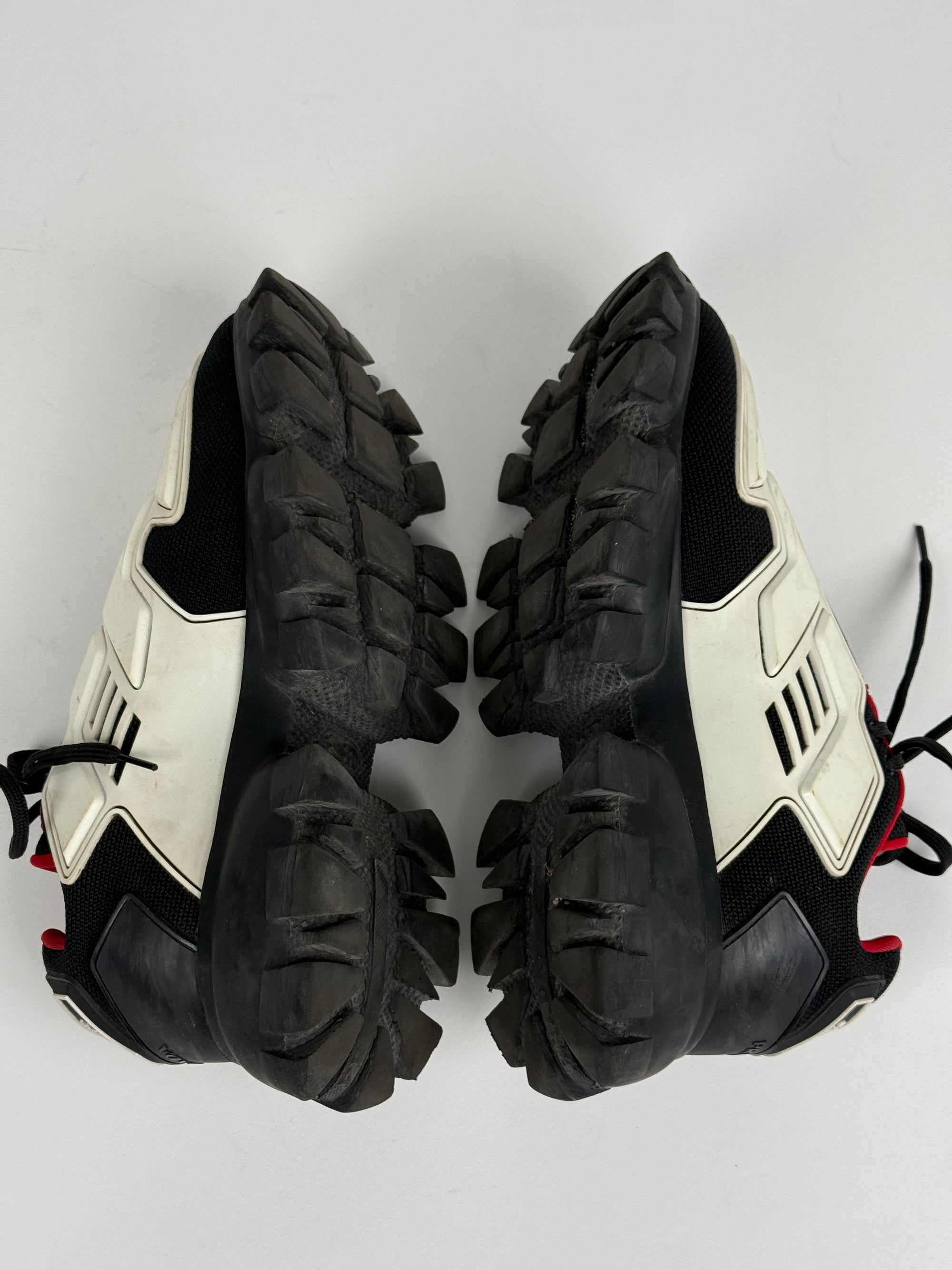 Prada Thunder Size 6.5=40.5 nere e bianche