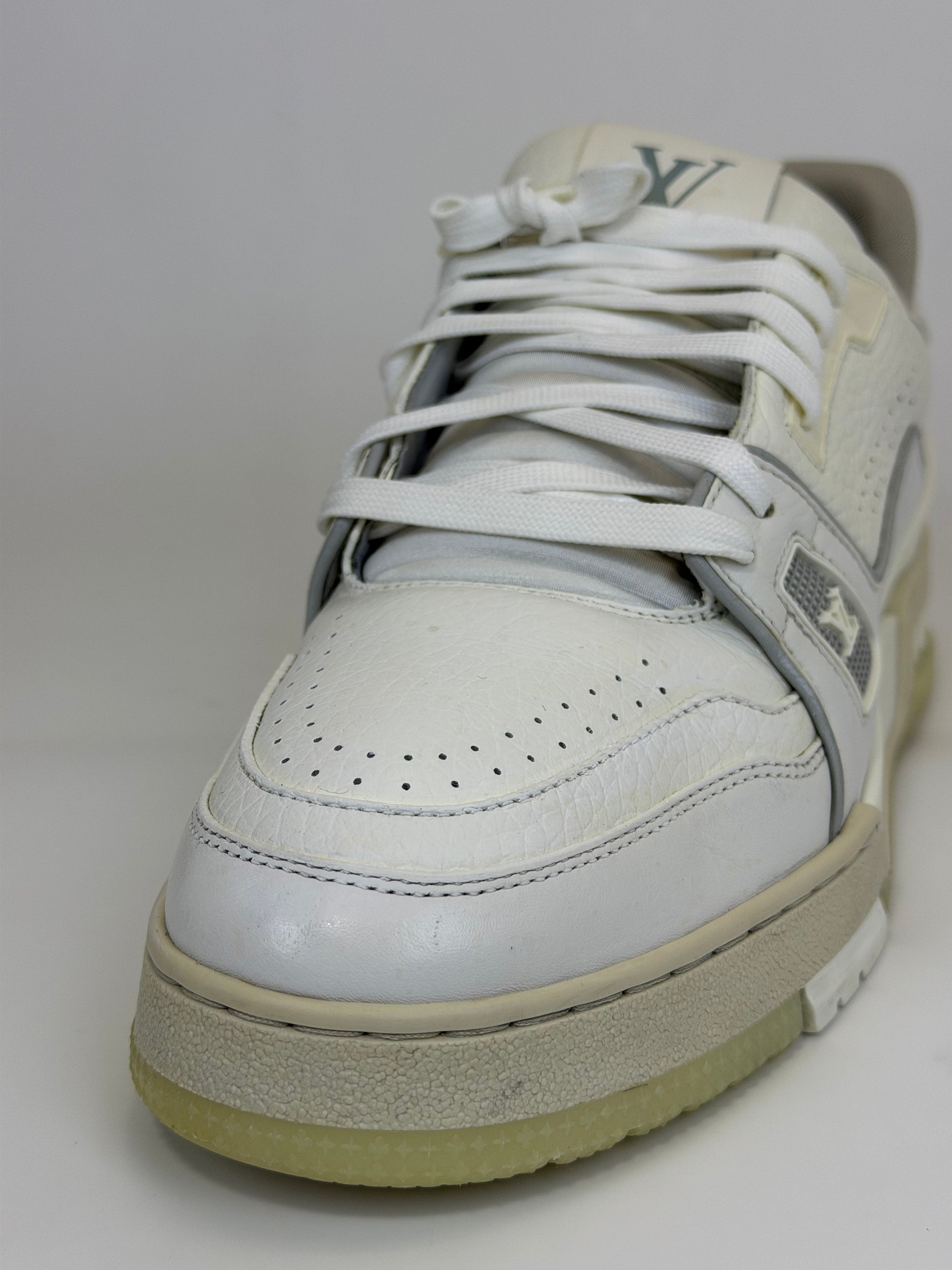 Louis Vuitton trainer 42.5