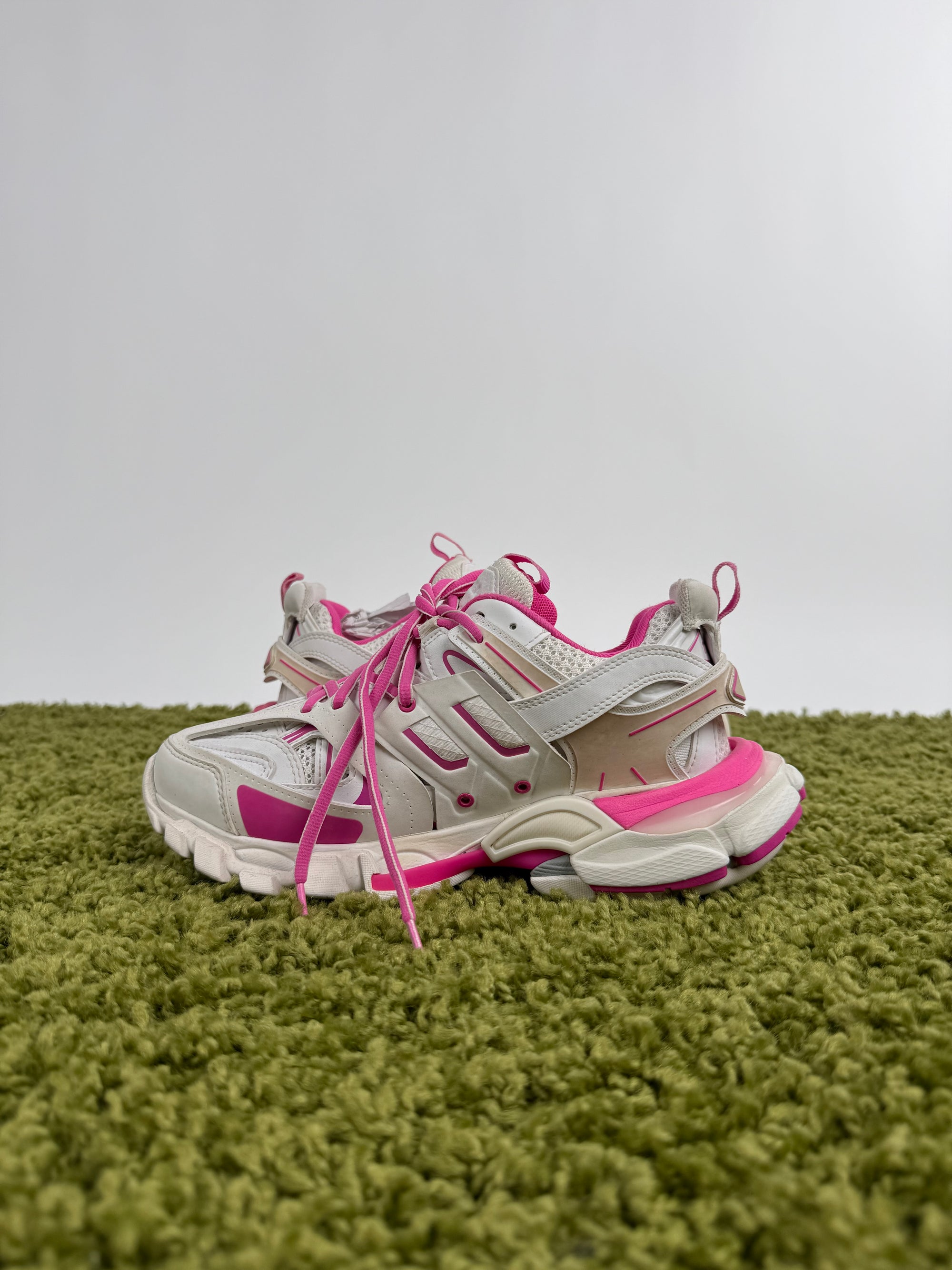 Balenciaga Track 37