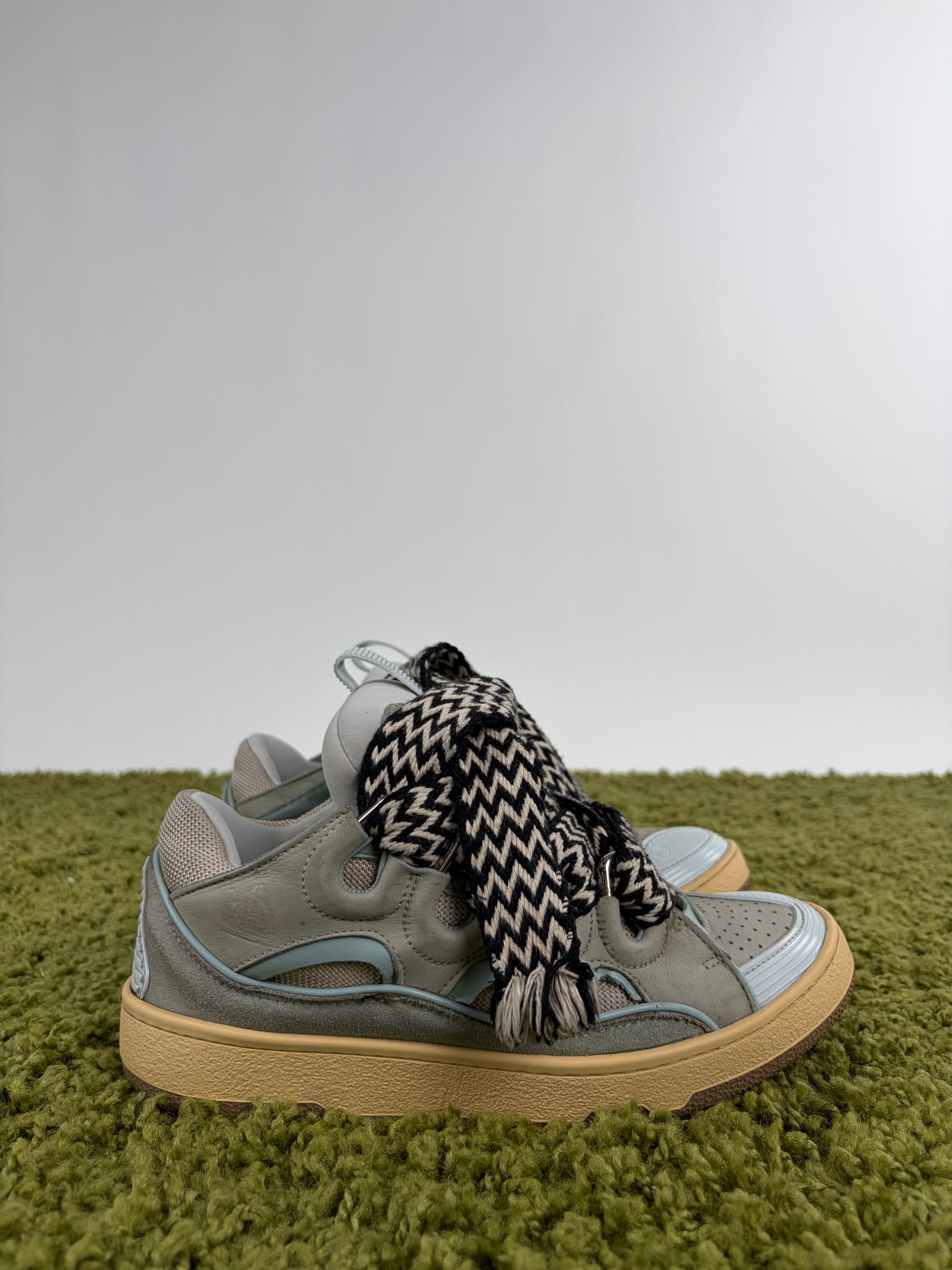 Lanvin Size 38 azzurre e grigie