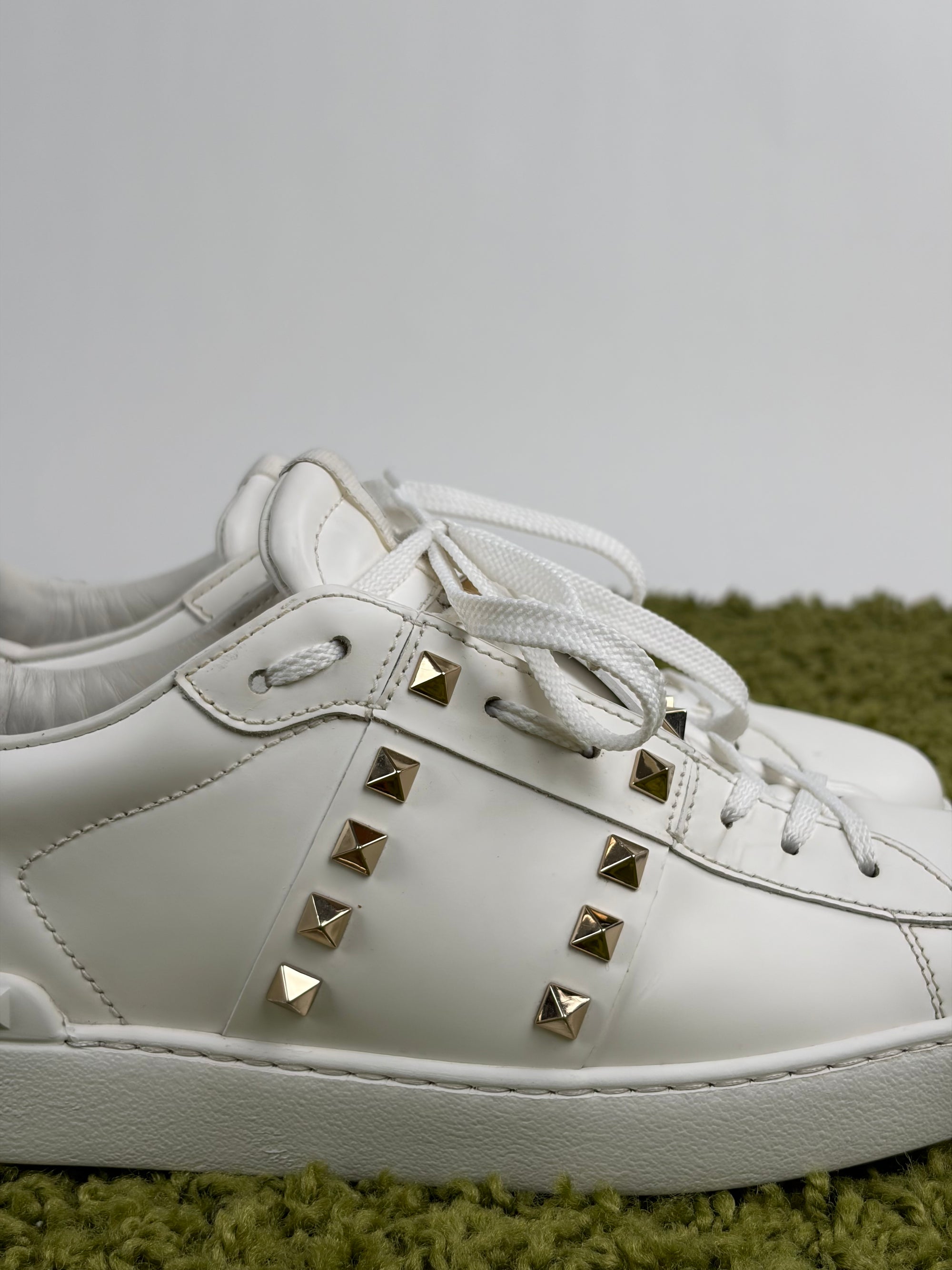 Valentino Rockstud Size 41 bianche e oro