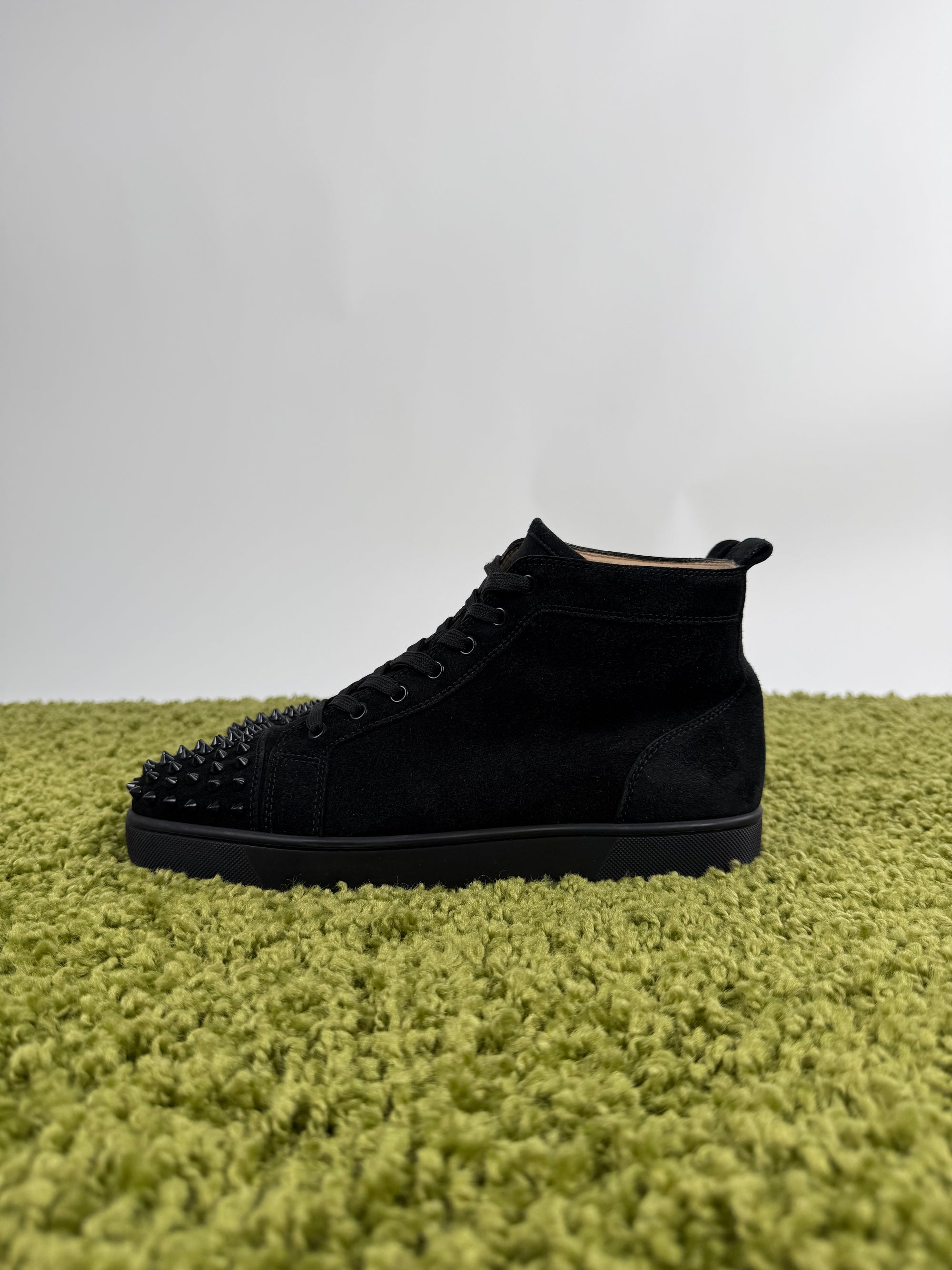 Christian Louboutin Spikes 42