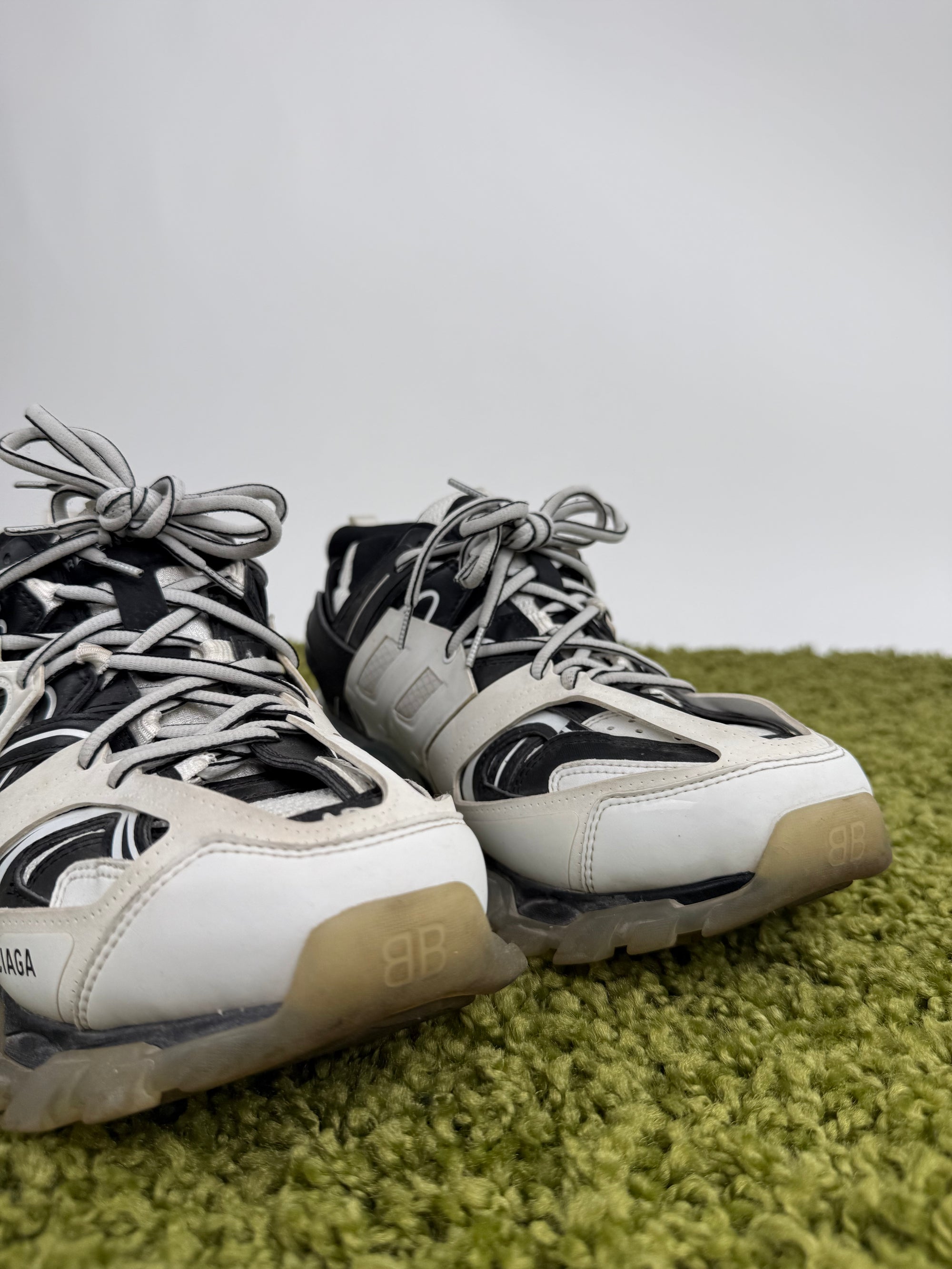 Balenciaga Track 43